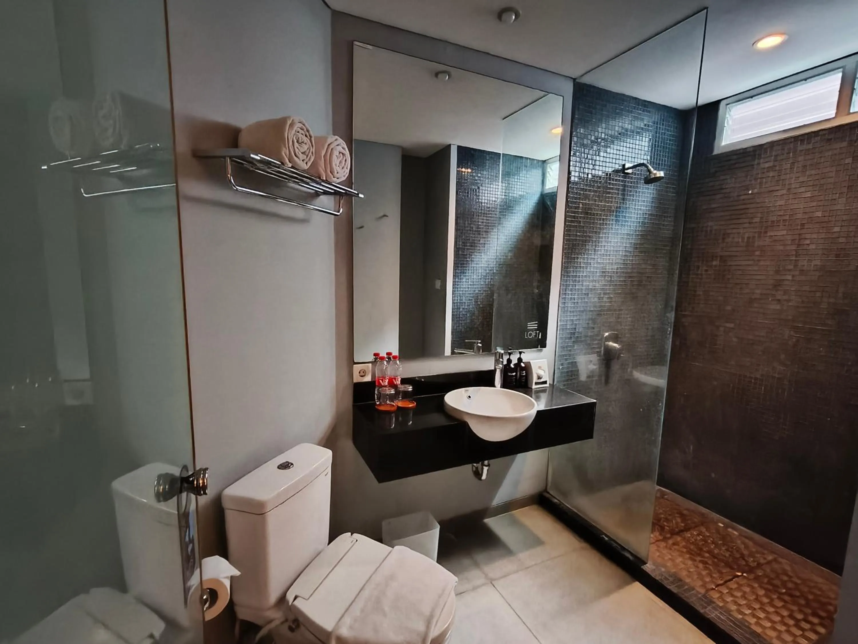 Toilet in Loft Legian Hotel Bali