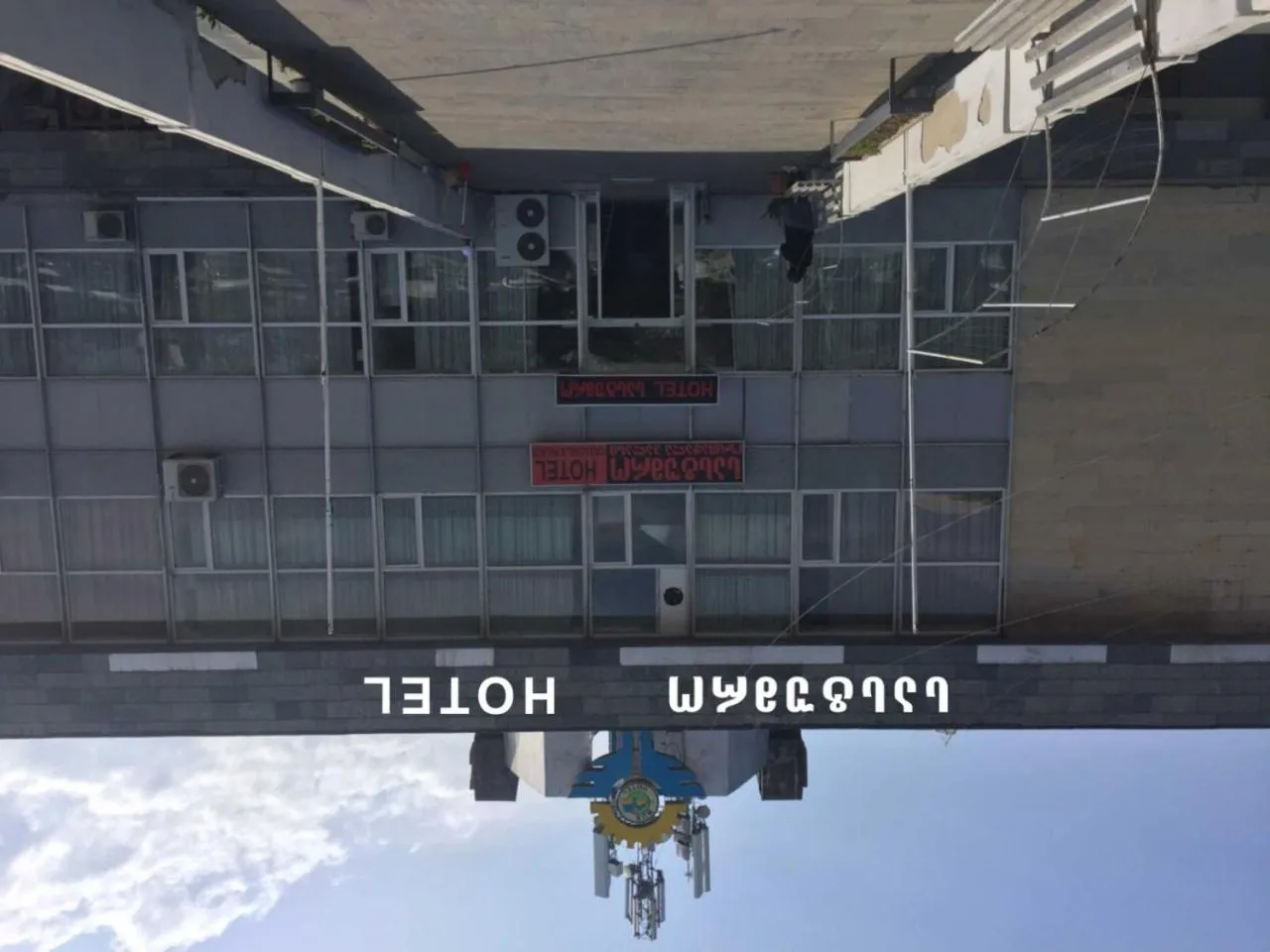 Facade/entrance in Ortachala Palace