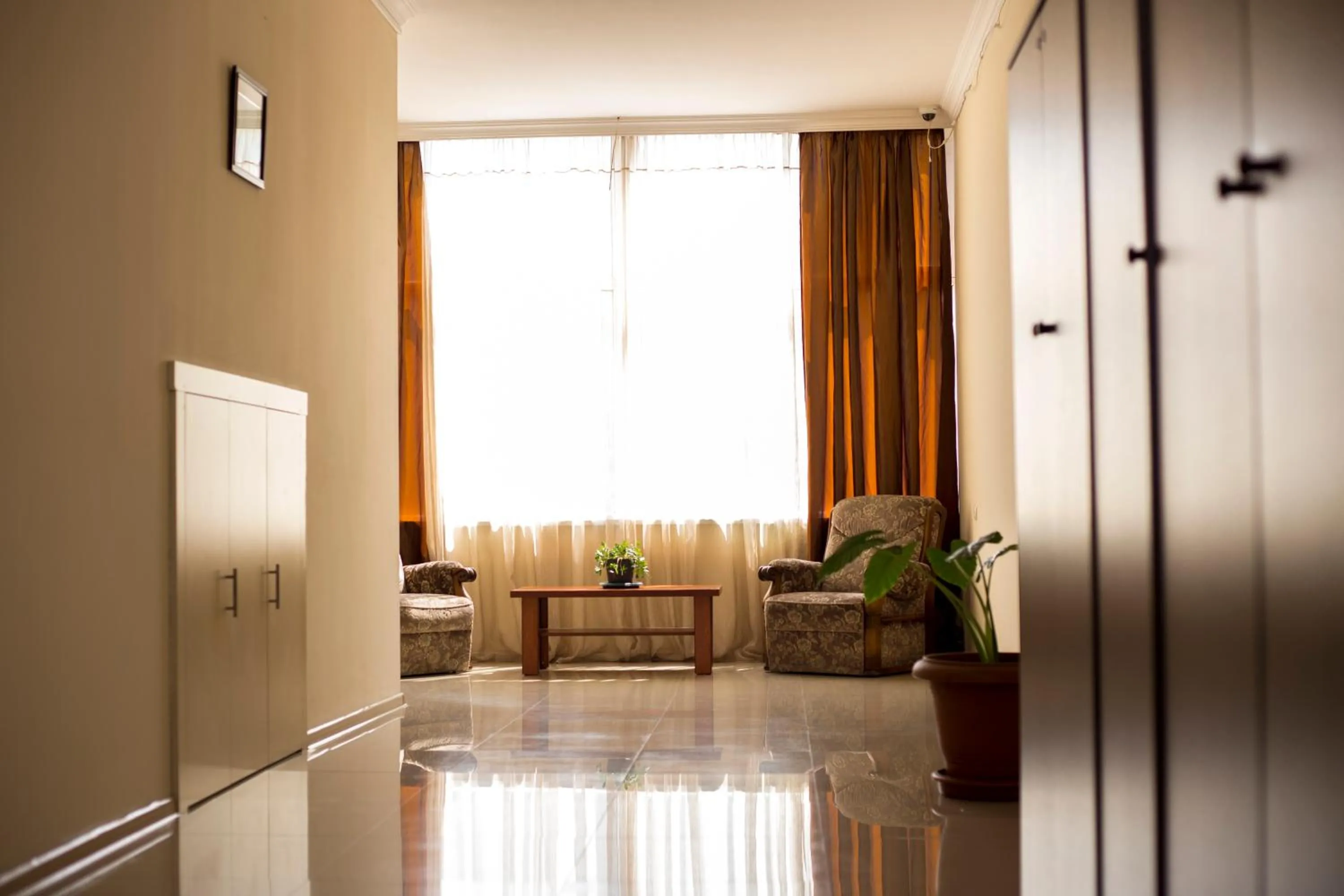 Seating area in Ortachala Palace