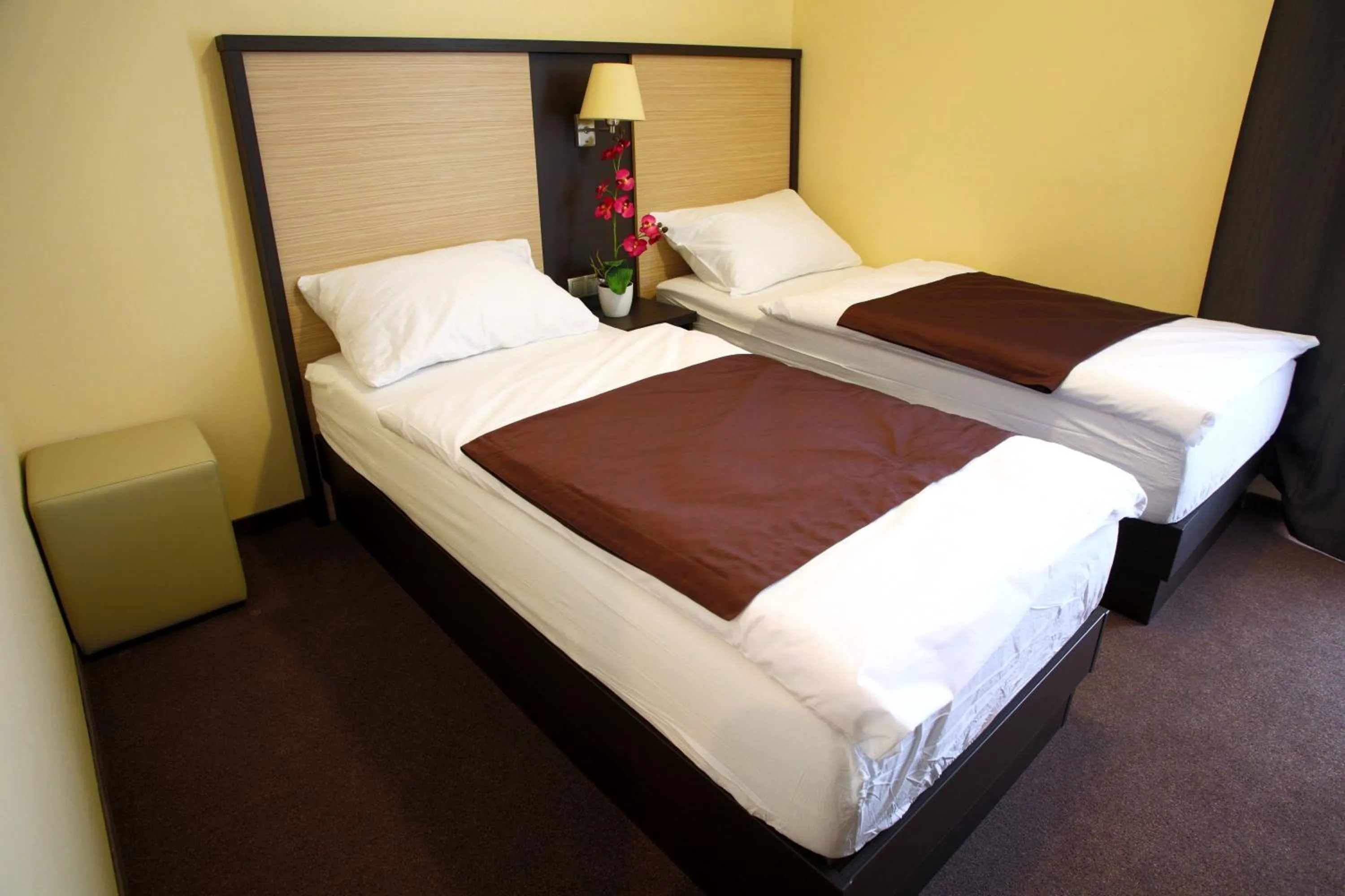Bed in Casino & Hotel ADMIRAL Ptuj