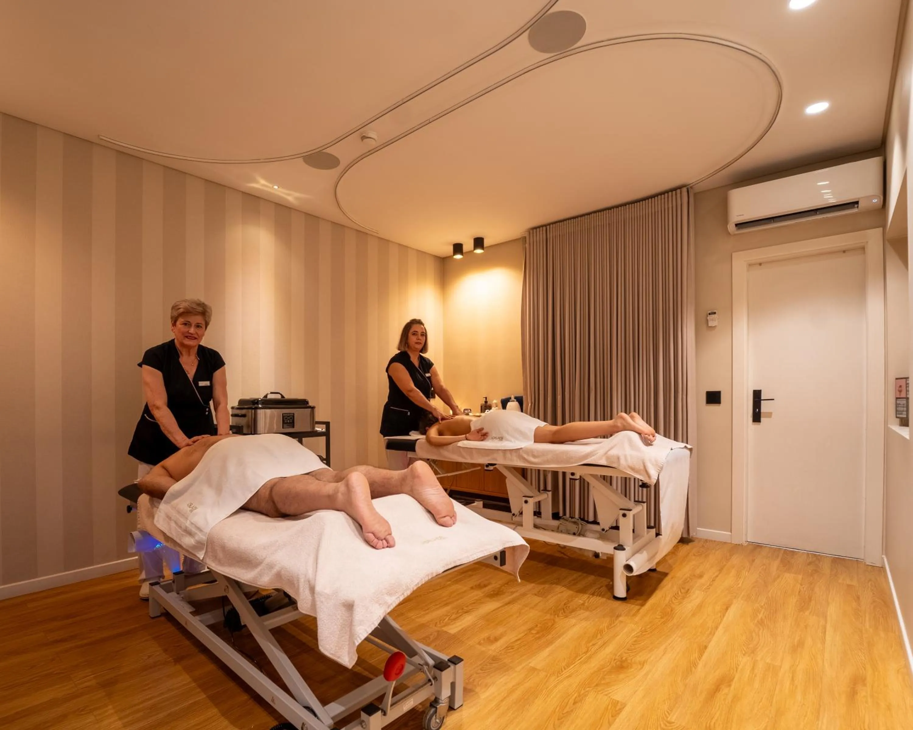 Massage in Adelaide Hotel