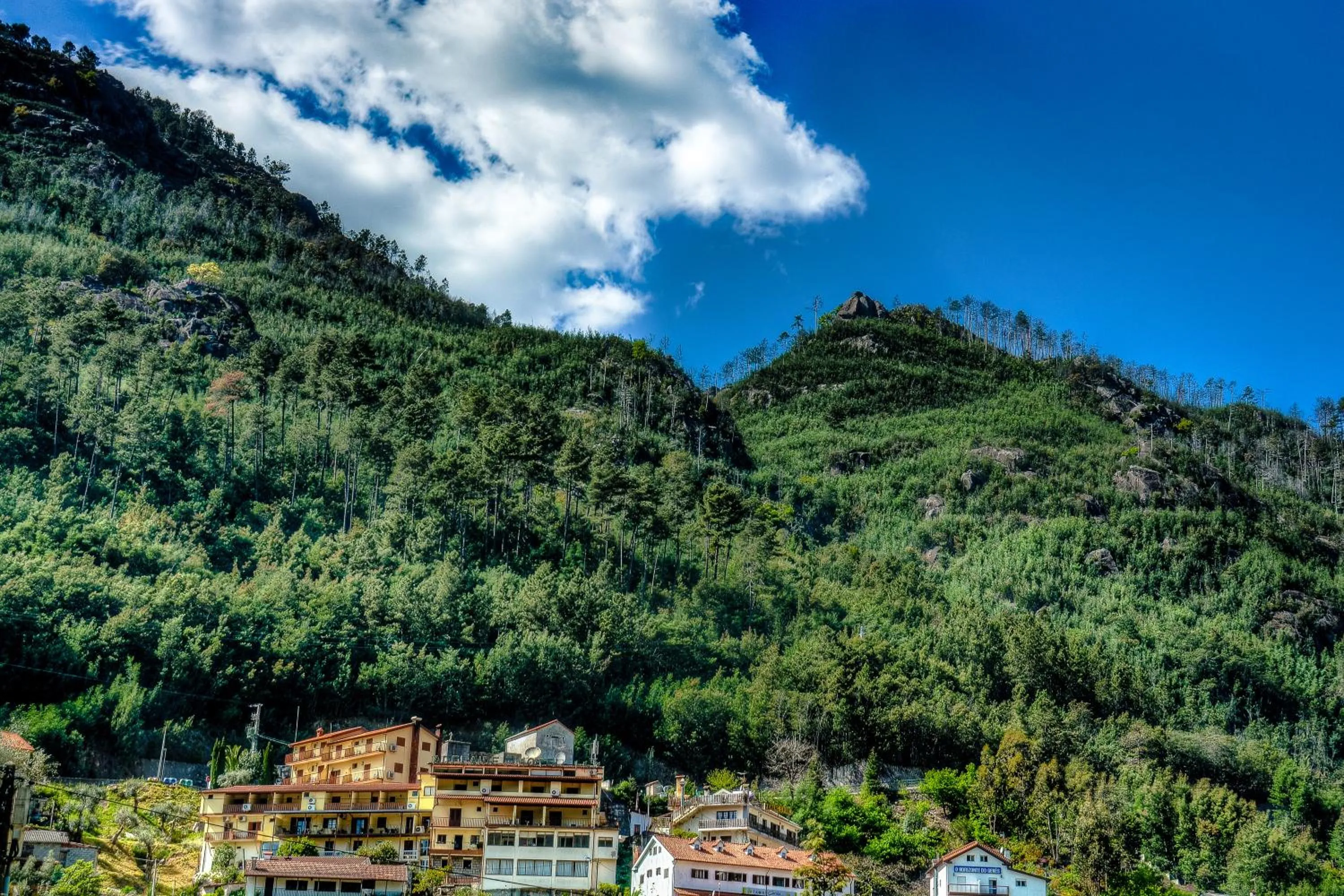 Facade/entrance in Adelaide Hotel