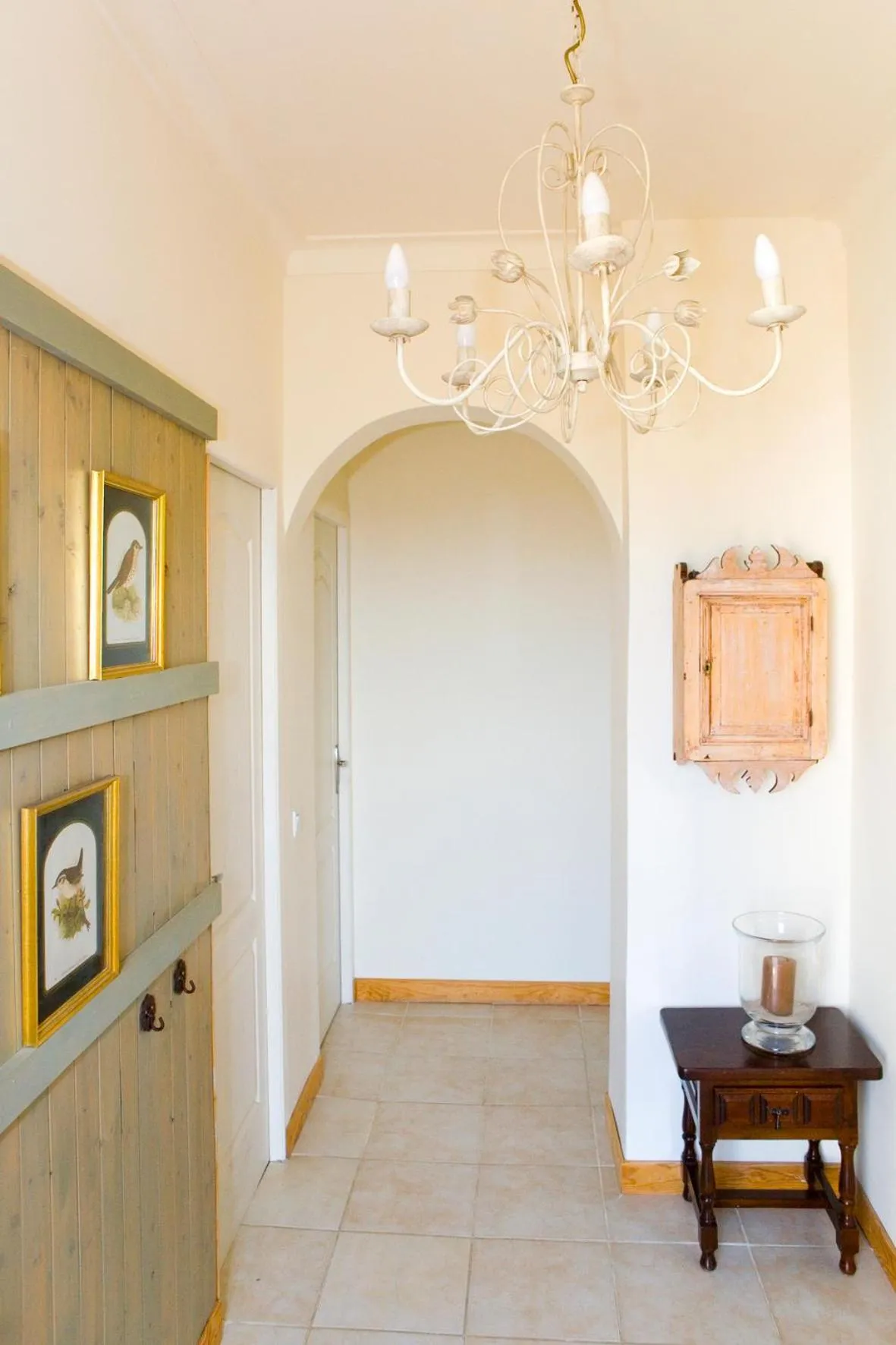 A l'ombre du clocher