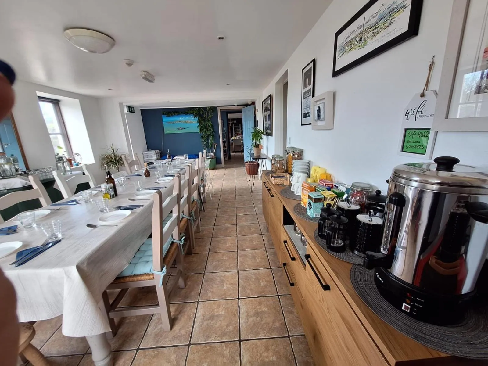 Restaurant/places to eat in Heir Island House