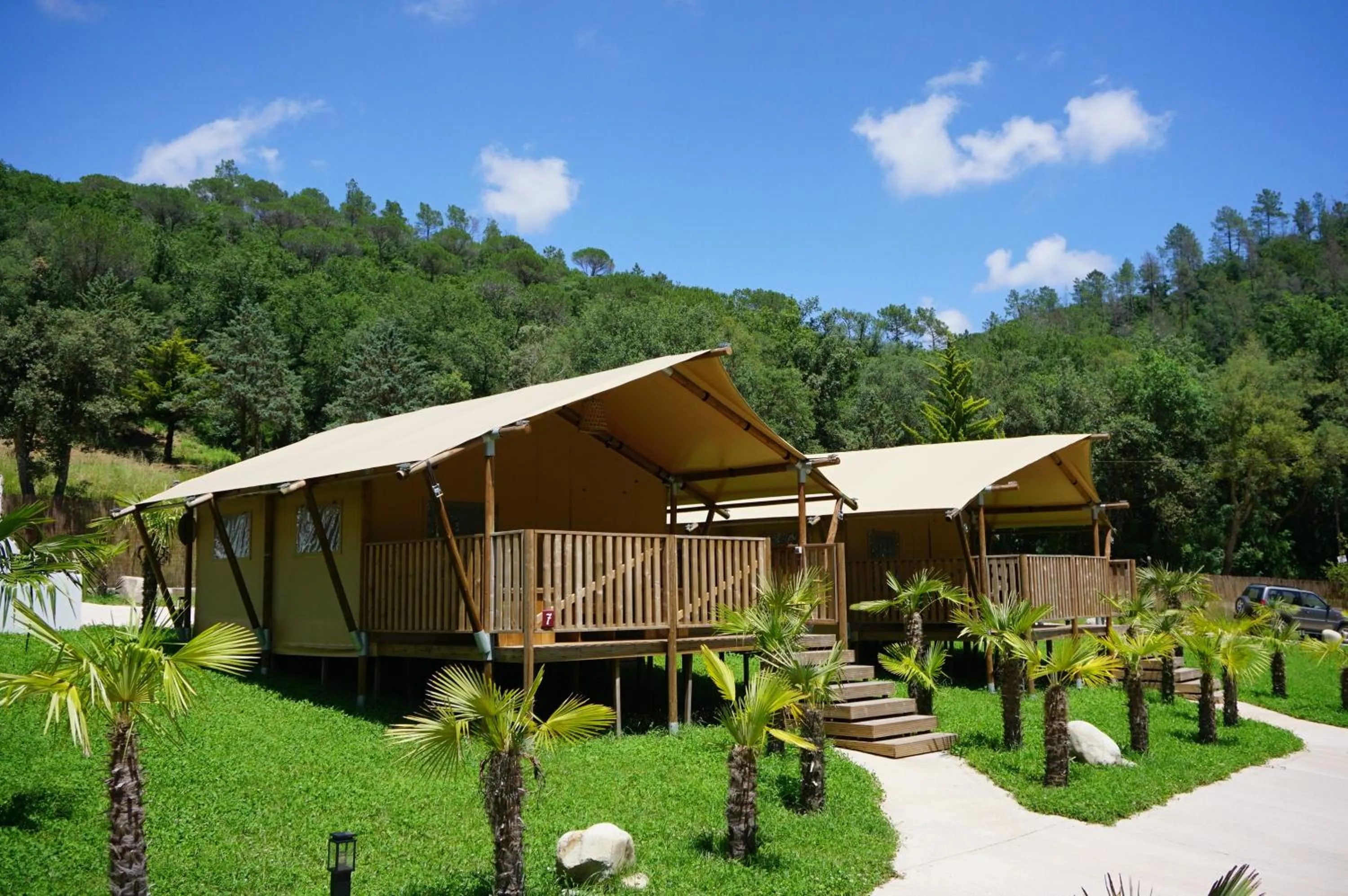 Garden in Glamping Can Bora Lodges