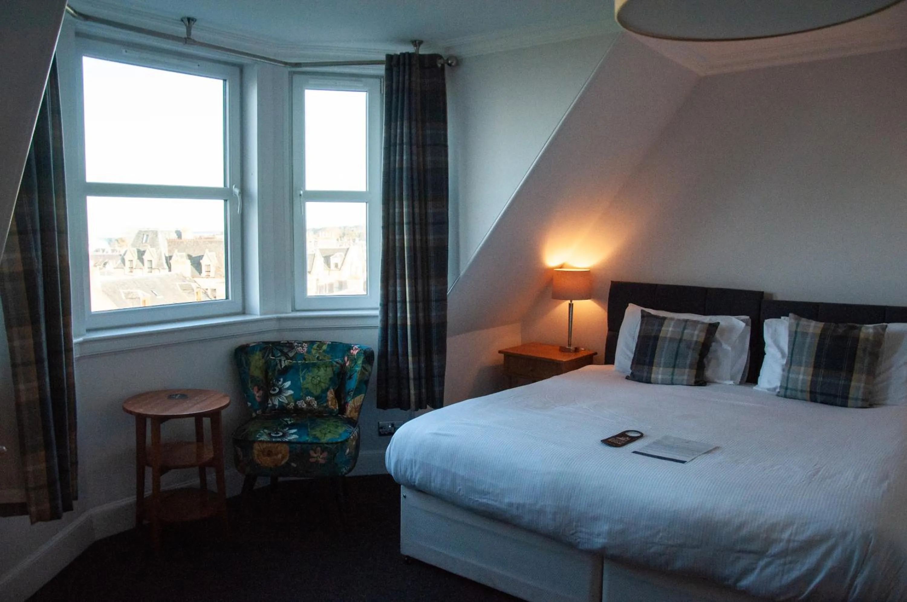 Bedroom, Bed in The Bandstand