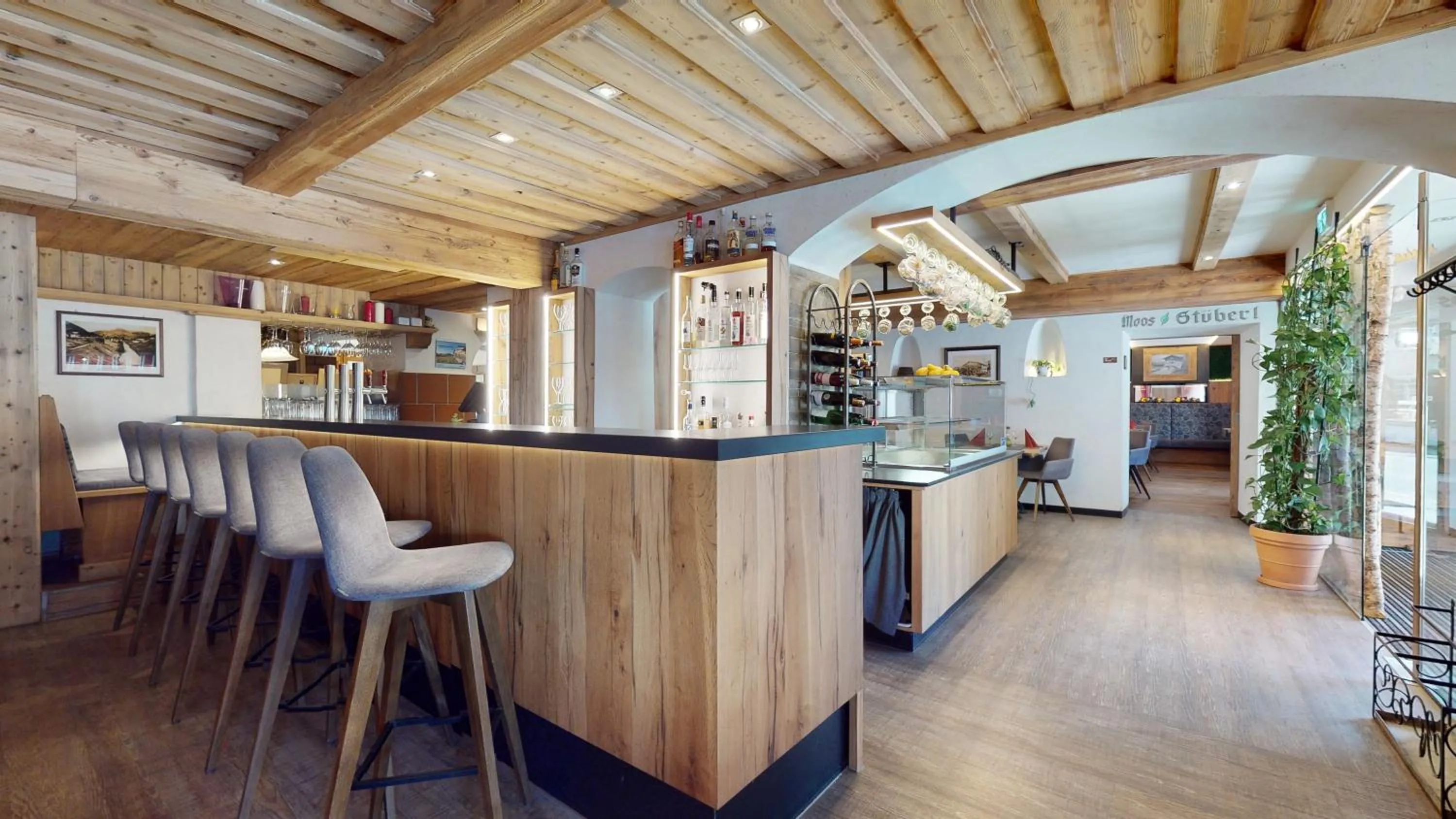 Restaurant/places to eat in Hotel Daxer
