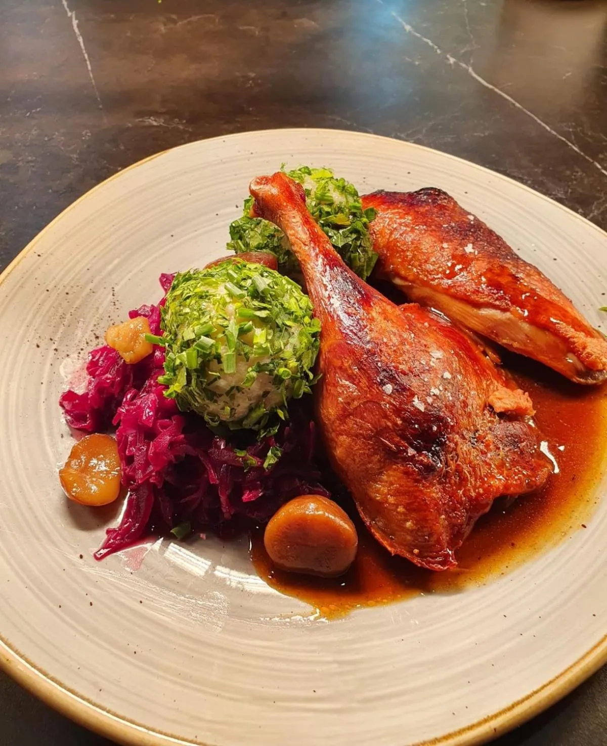 Restaurant/places to eat in Hotel Daxer