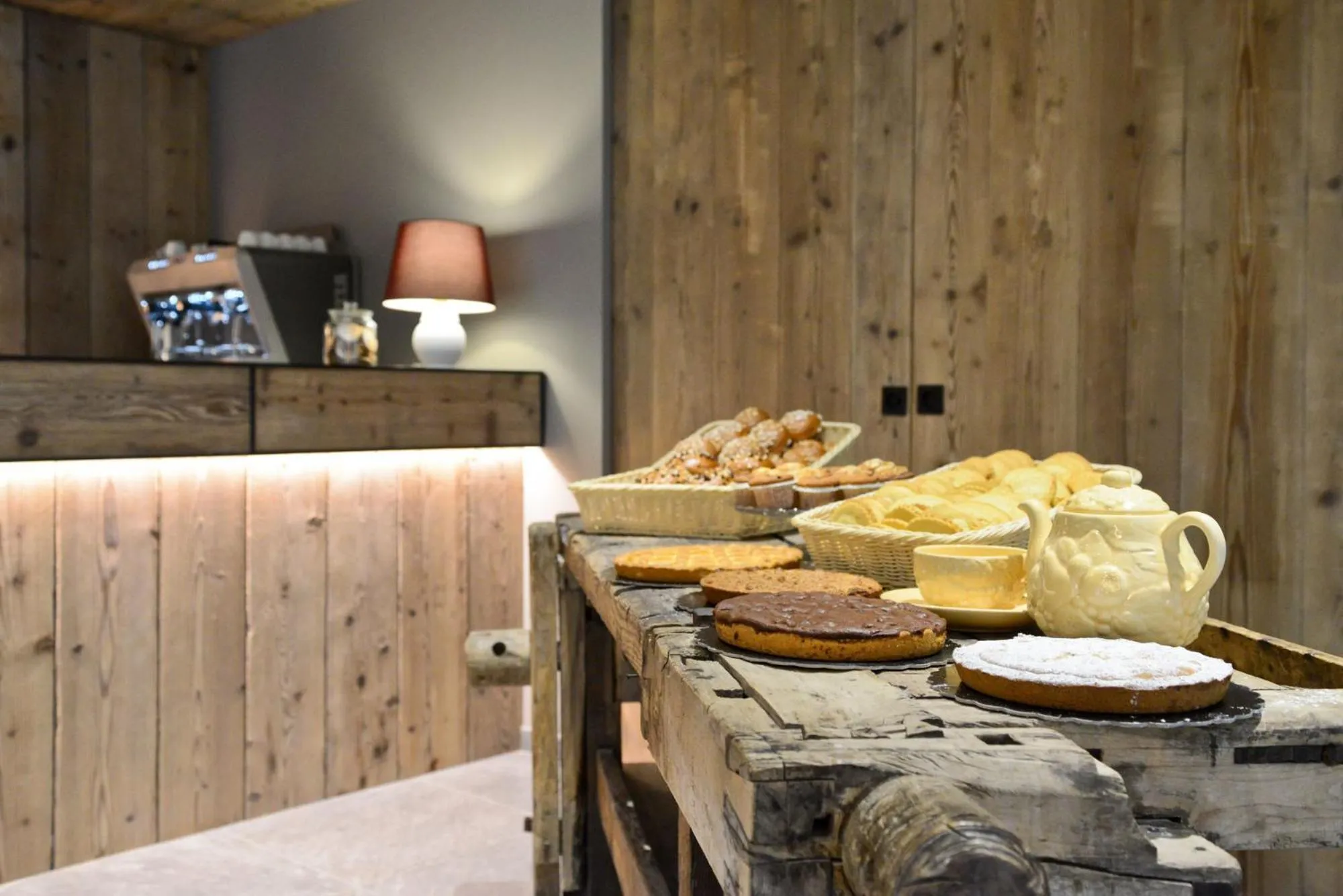 Breakfast in Hotel san Vitale