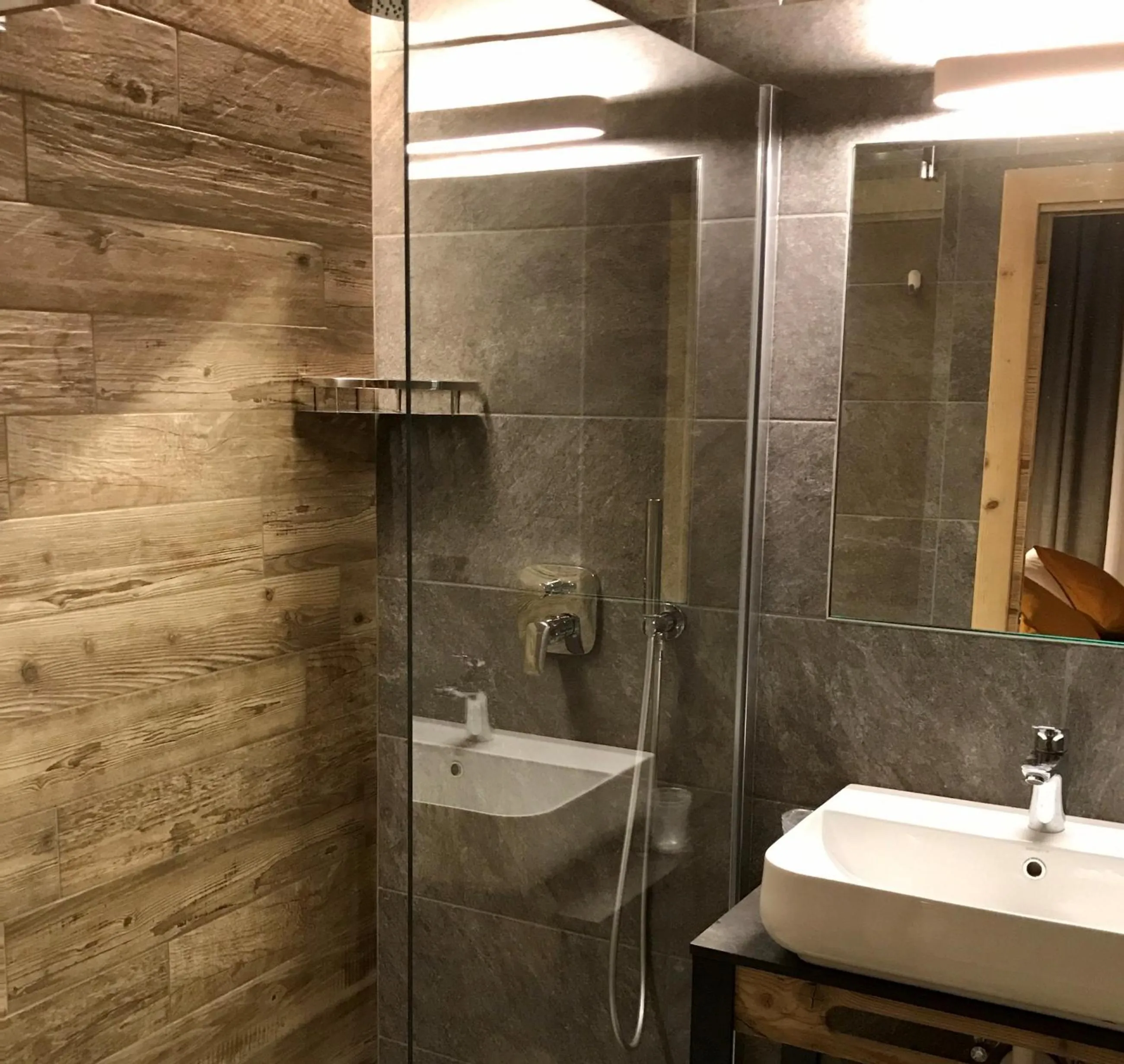 Bathroom in Hotel san Vitale