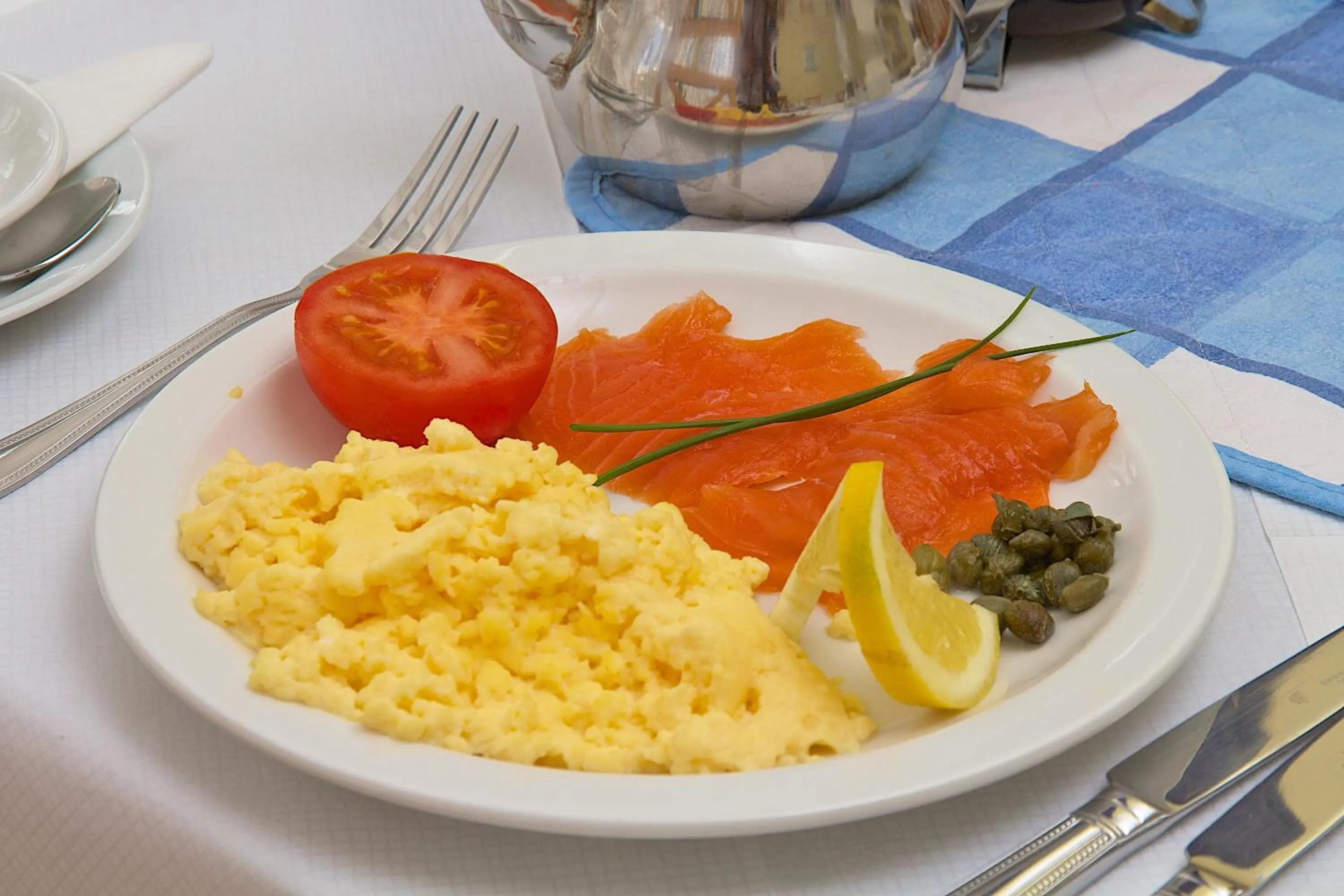 Food and drinks in Palm Court