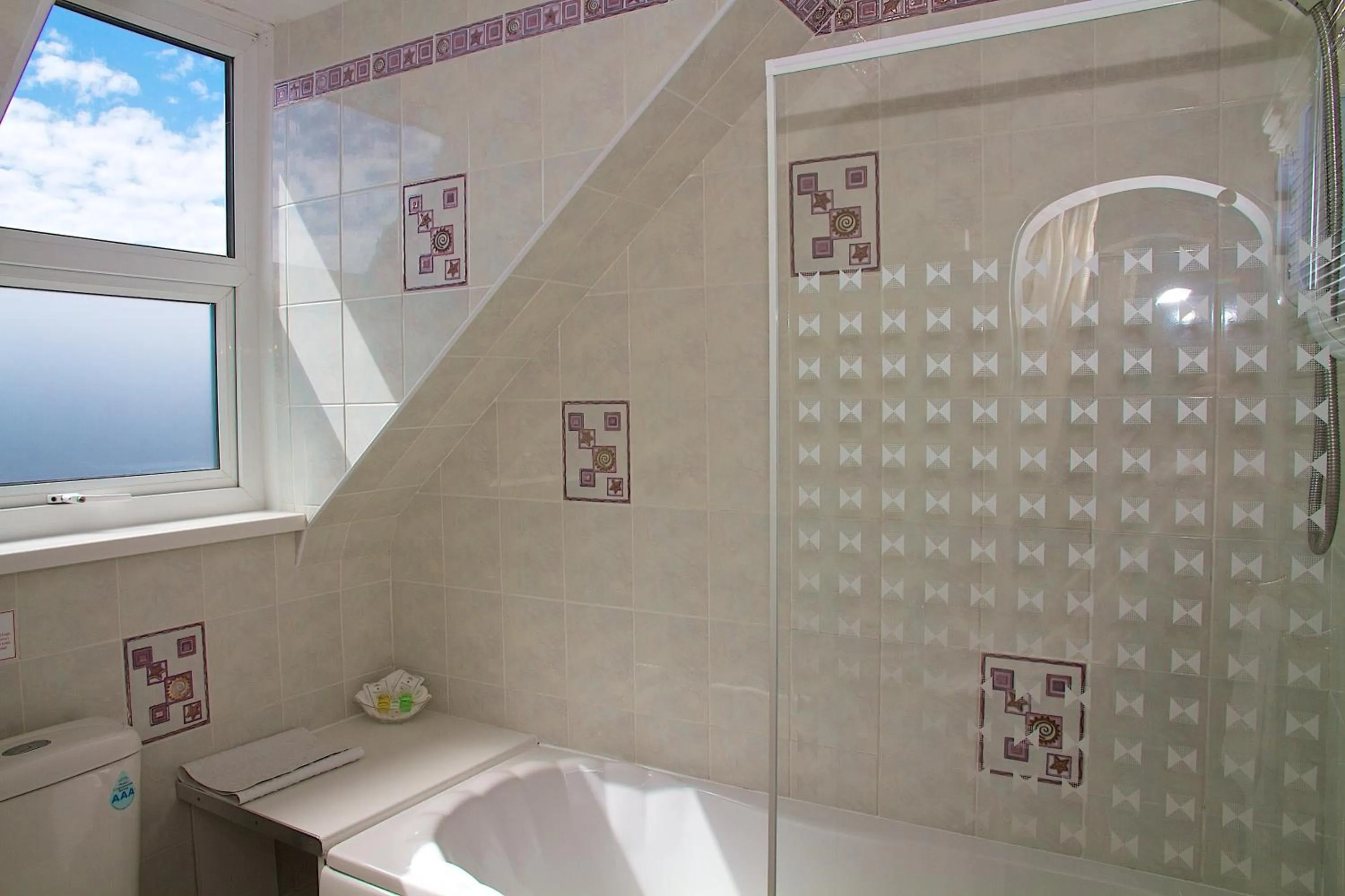 Bathroom in Palm Court