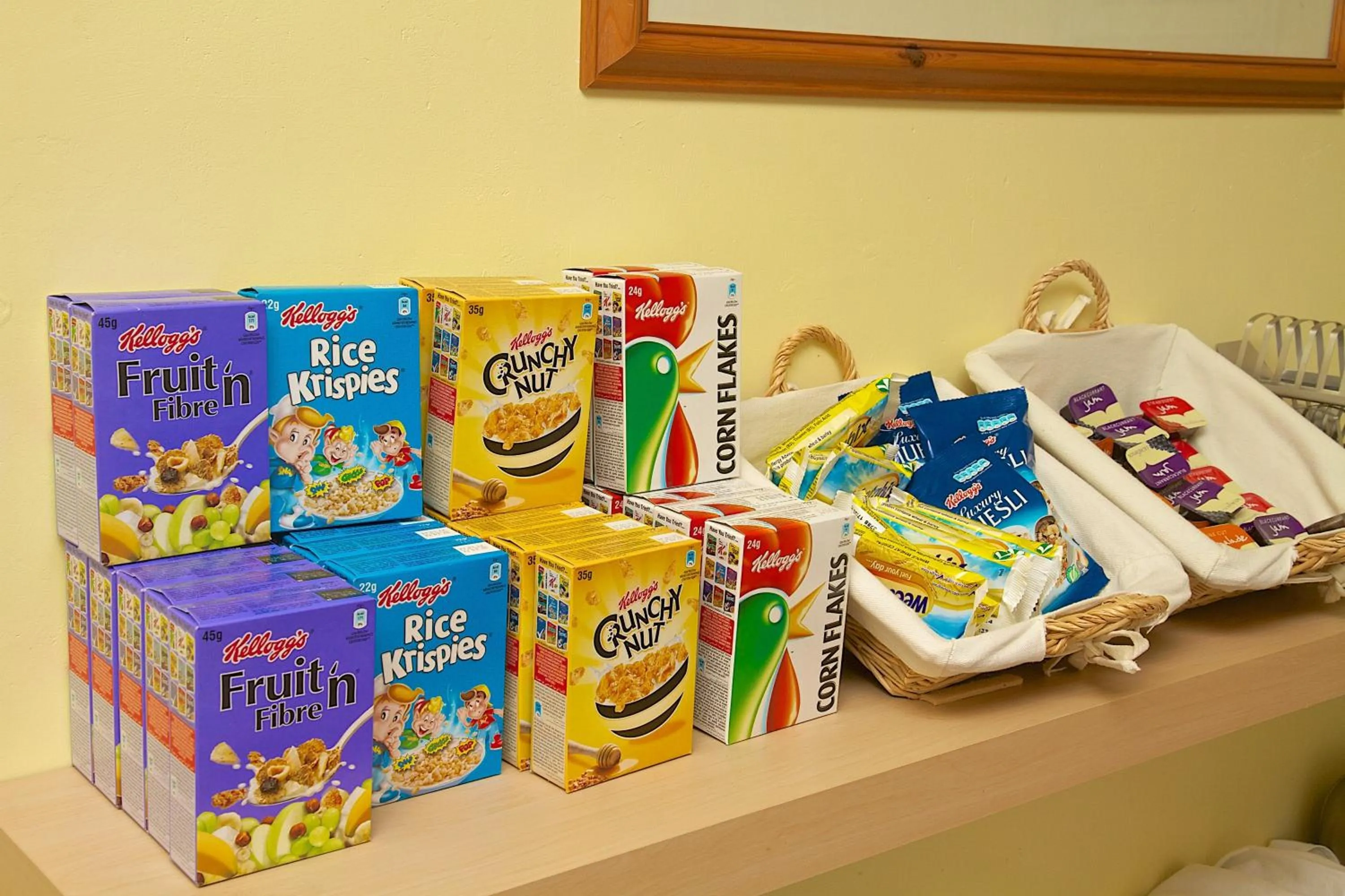 Food and drinks in Palm Court