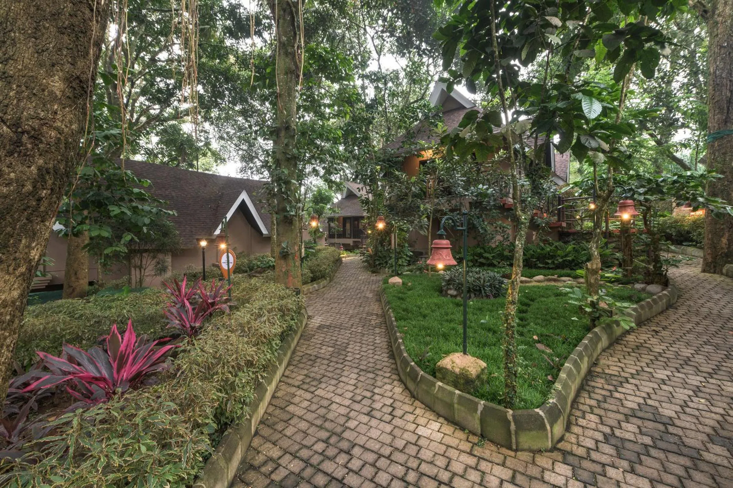 Property building in Club Mahindra Thekkady