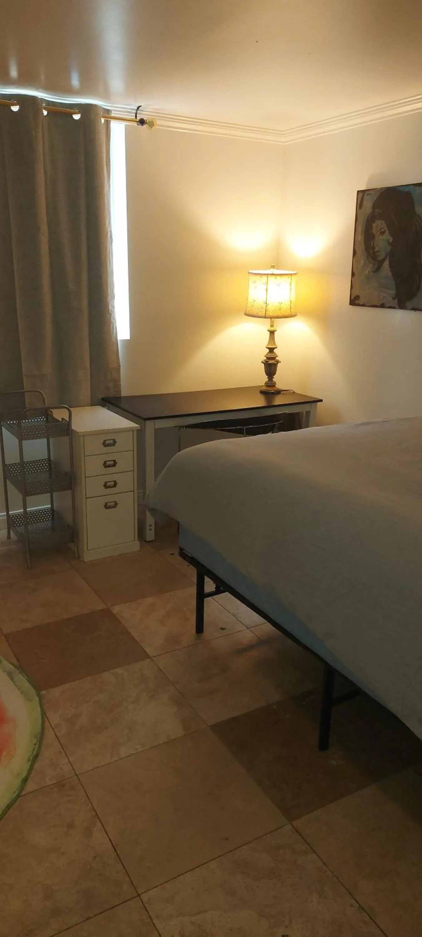 Bed in Ocean Front Vortex Female Hostel private rooms Free bikes