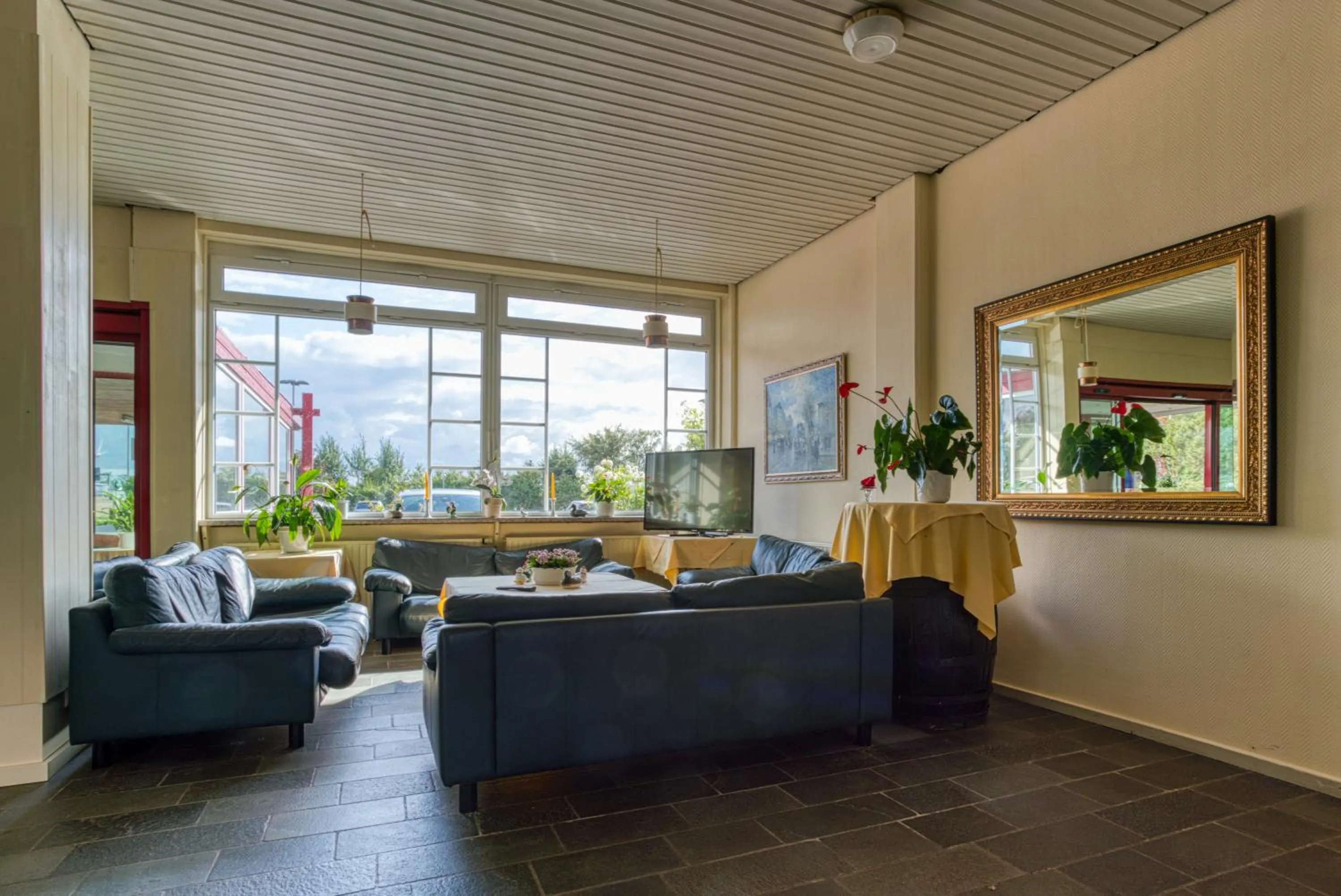 Lobby or reception in FF&E Hotel Dania