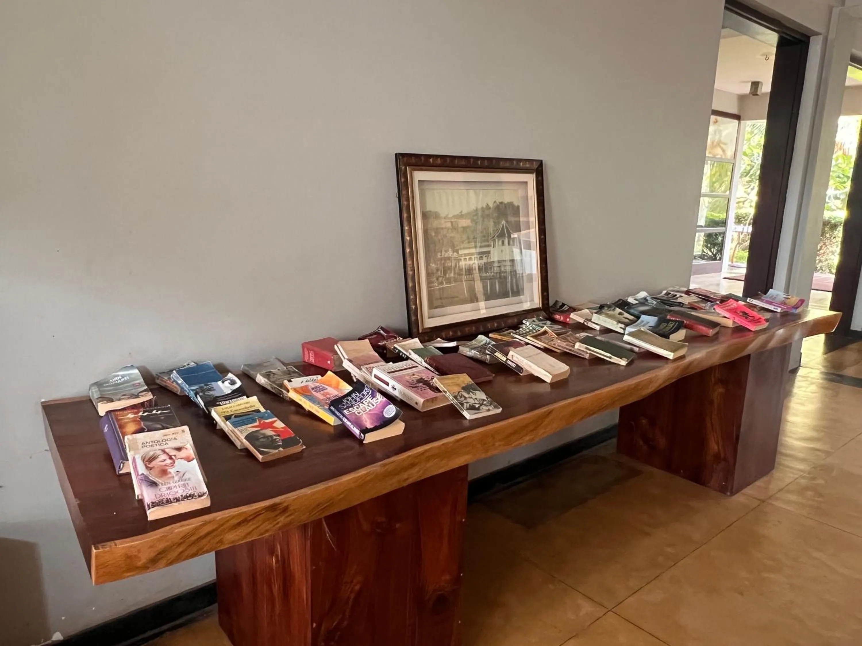 Lagoon Paradise Beach Resort