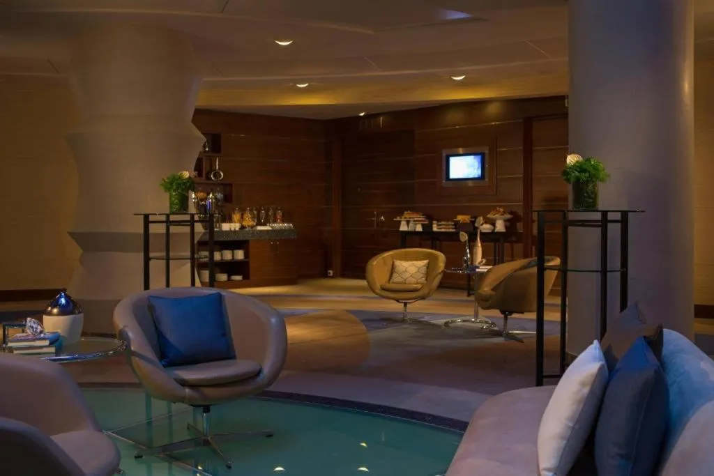 Renaissance Izmir Hotel