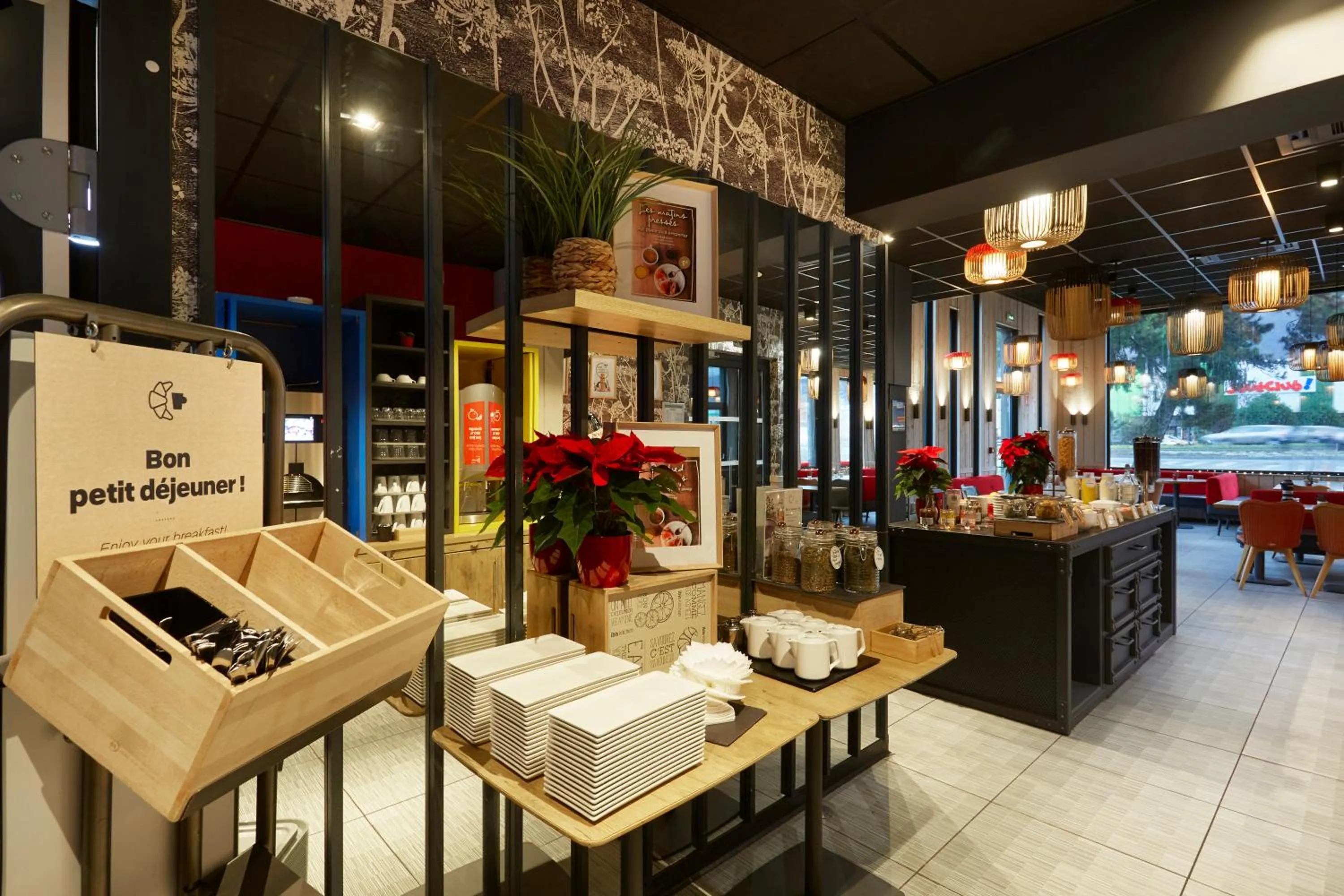 Food and drinks in Ibis Sallanches Porte du MontBlanc