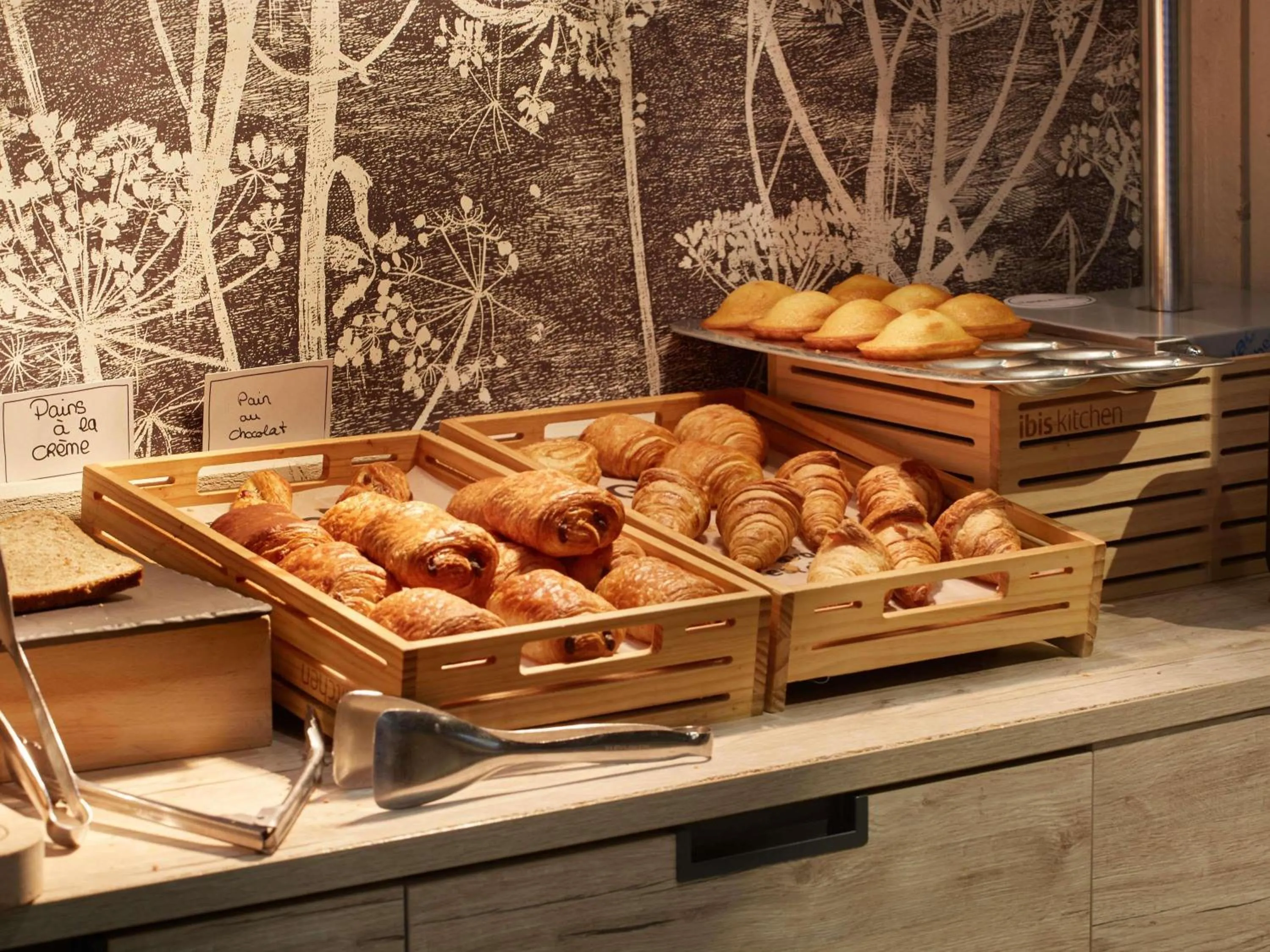 Breakfast in Ibis Sallanches Porte du MontBlanc