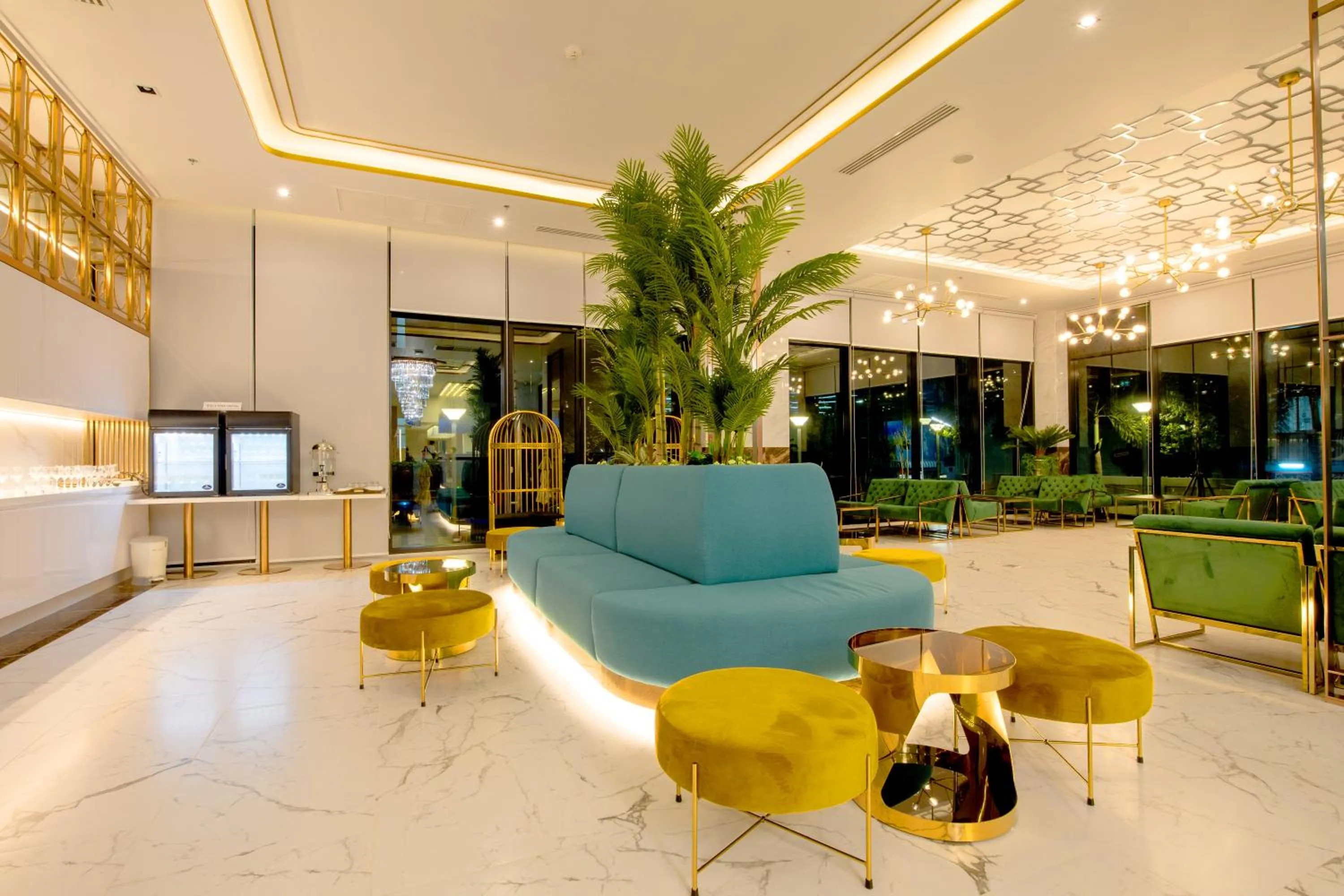 Lobby or reception in Pattaya Discovery Beach Hotel - SHA Extra Plus