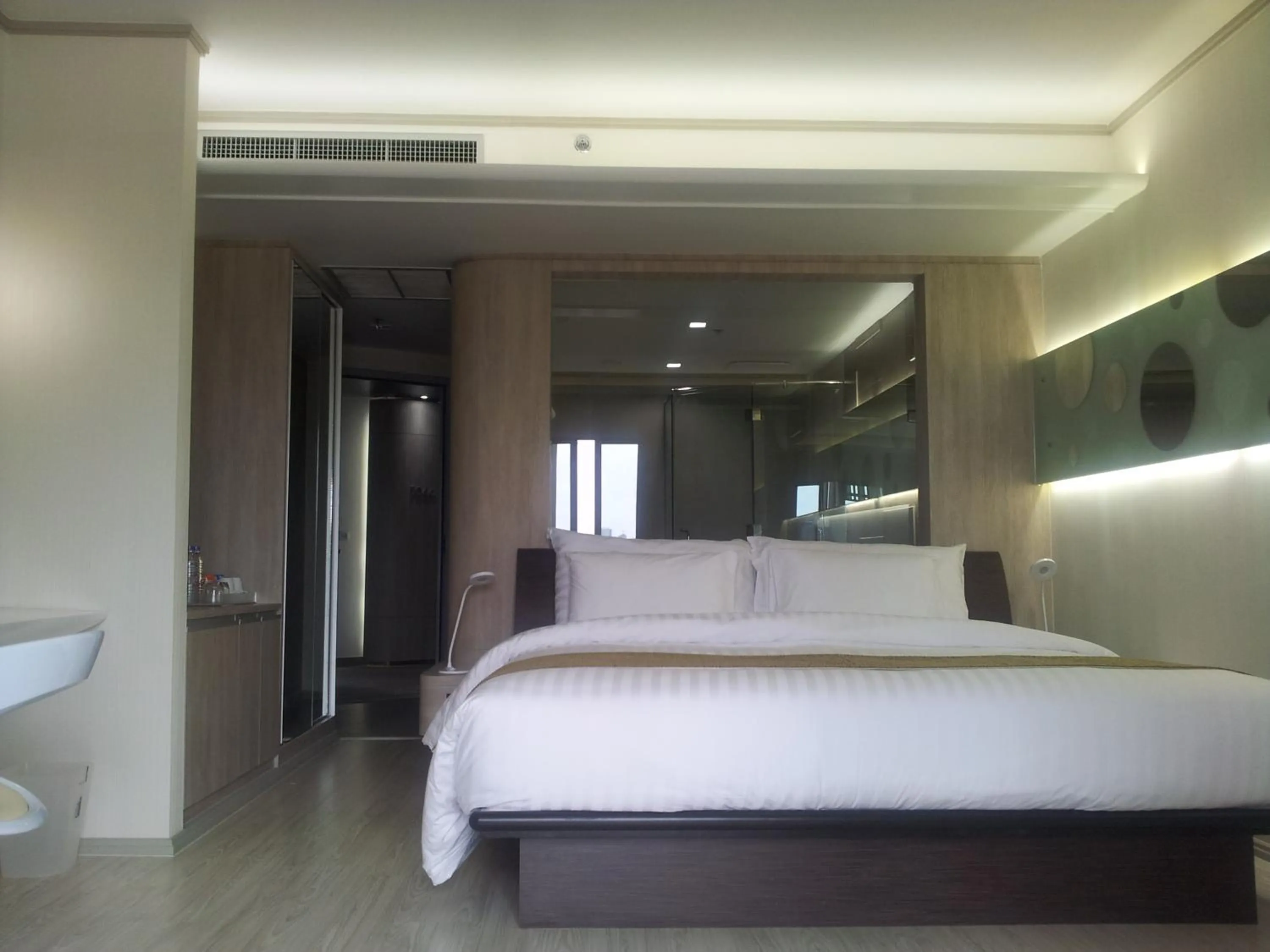 Bed in Pattaya Discovery Beach Hotel - SHA Extra Plus