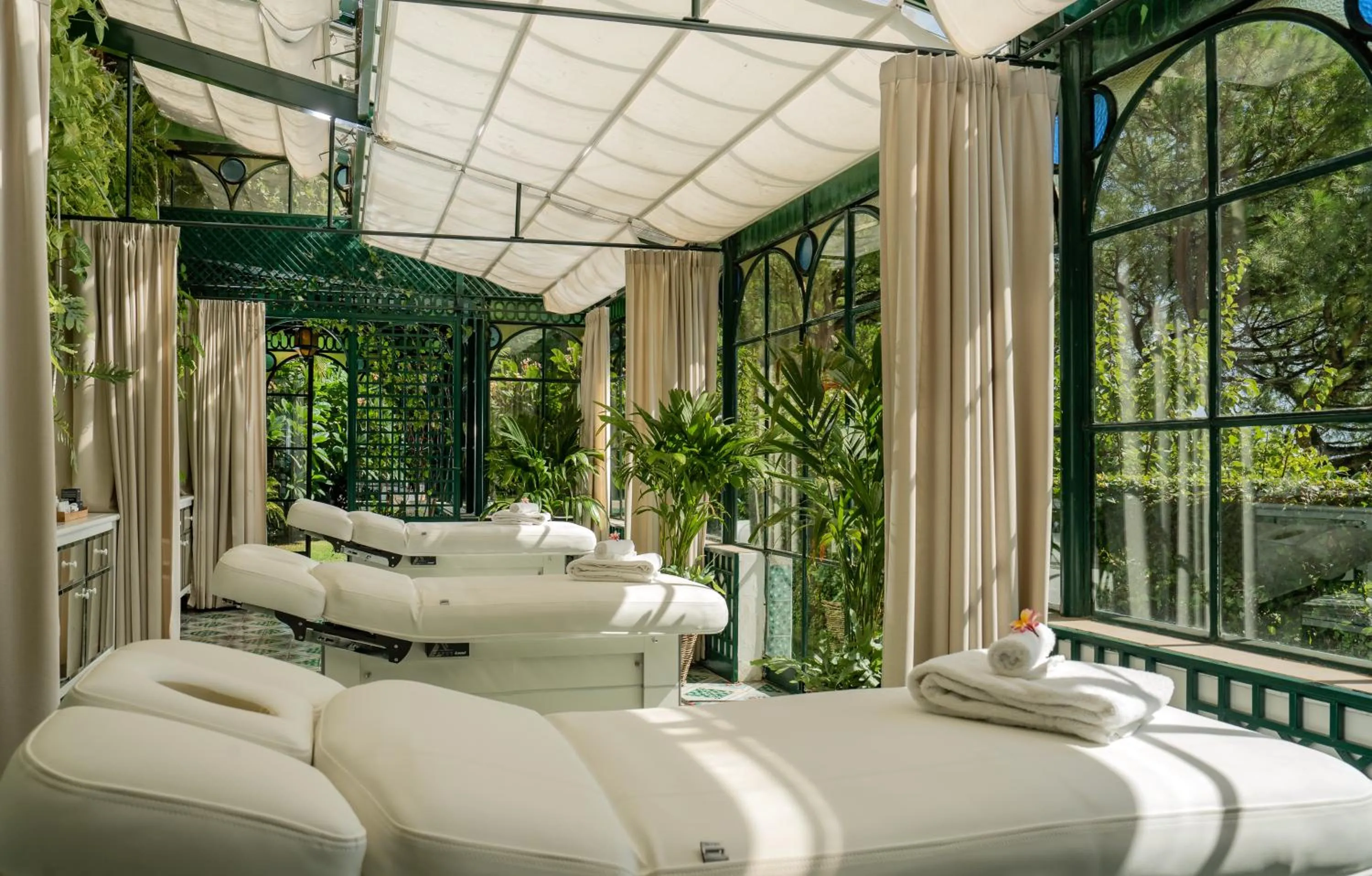 Spa and wellness centre/facilities in Villa Treville
