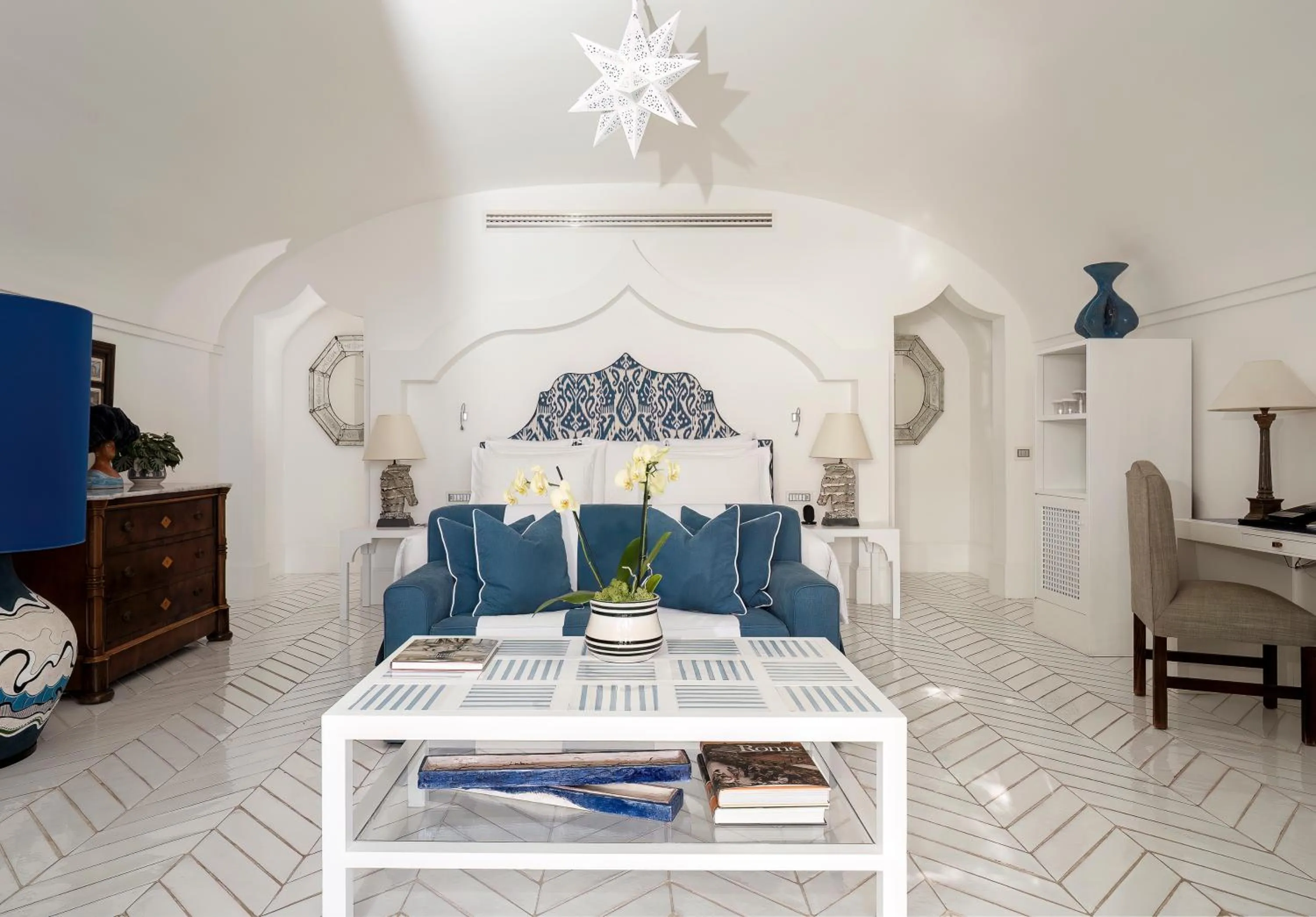 Bedroom in Villa Treville