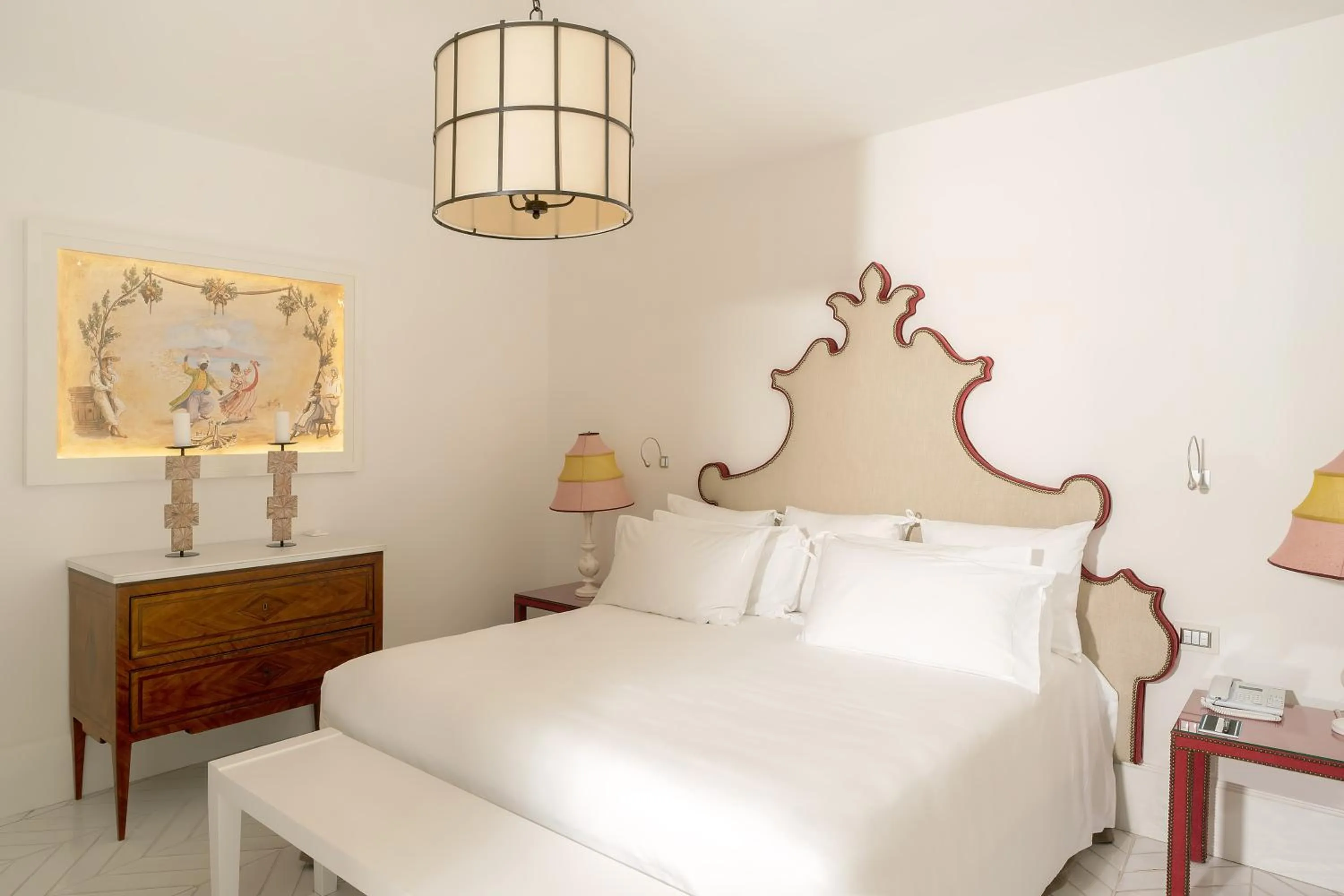 Bedroom, Bed in Villa Treville