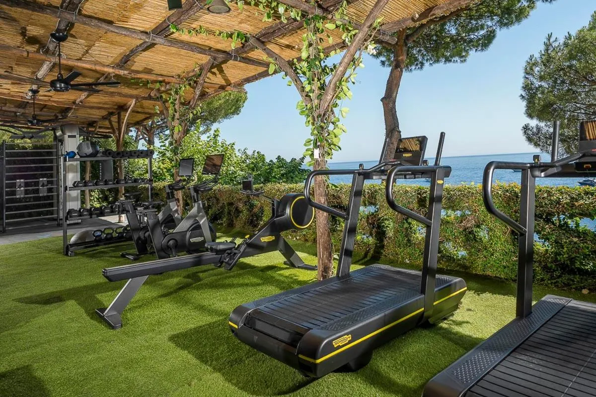 Fitness centre/facilities in Villa Treville