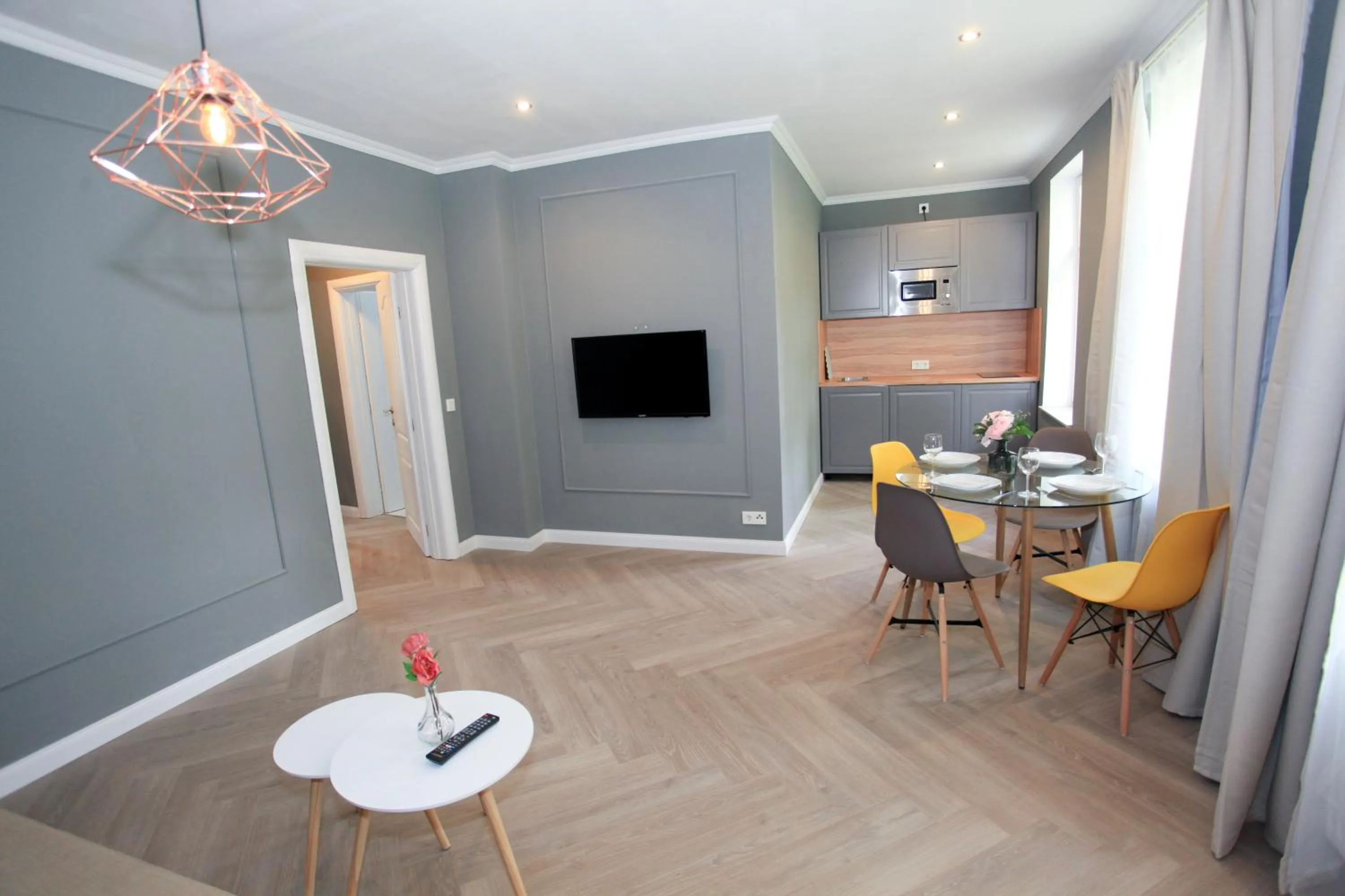 Family in Zollikof Aparts - Sauna & Studioapartments