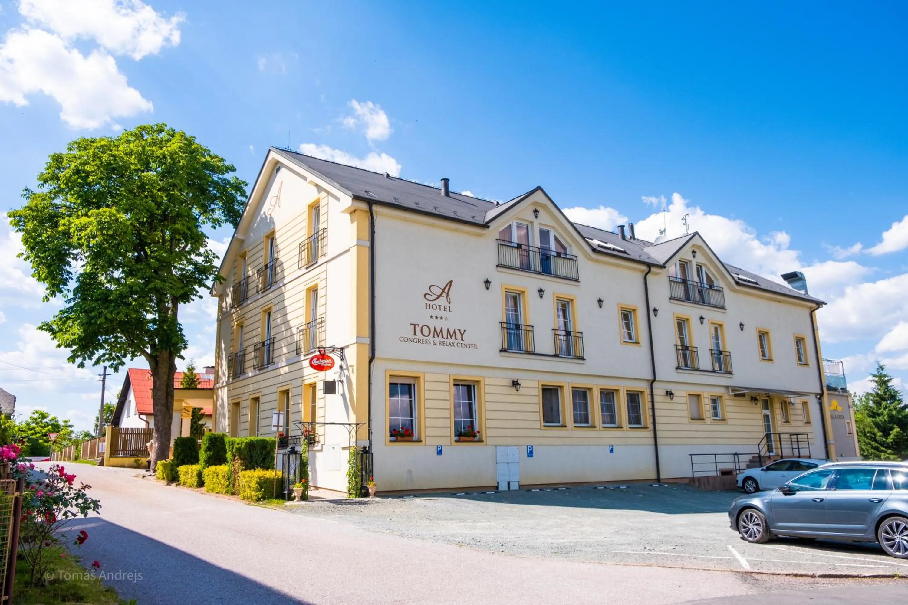 Property building in Hotel Tommy Wellness & Spa