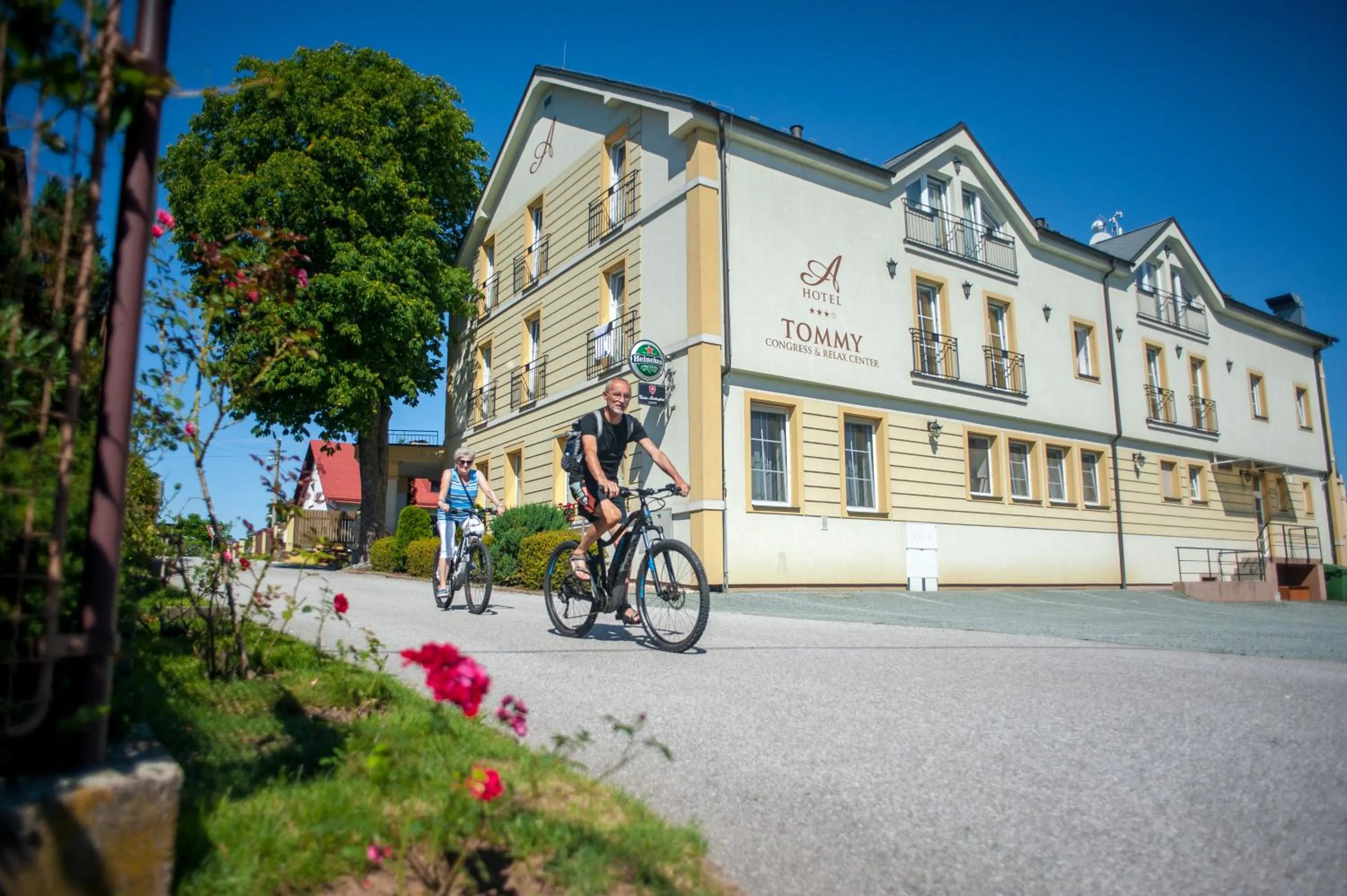 Property building in Hotel Tommy Wellness & Spa