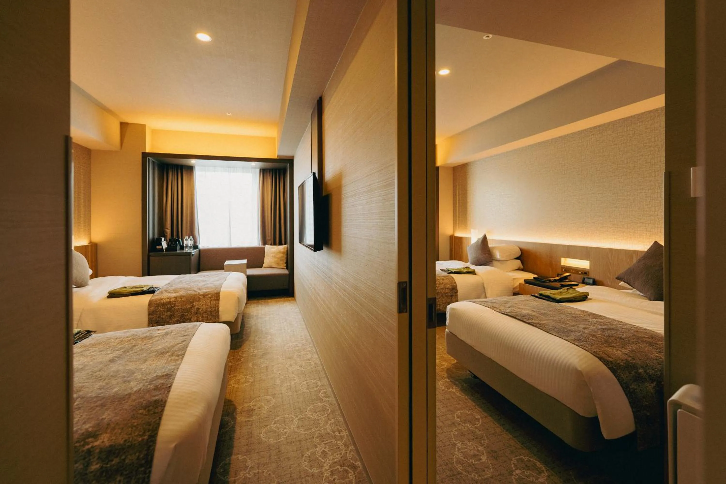 Photo of the whole room, Bed in Hotel JAL City Sapporo Nakajima Park