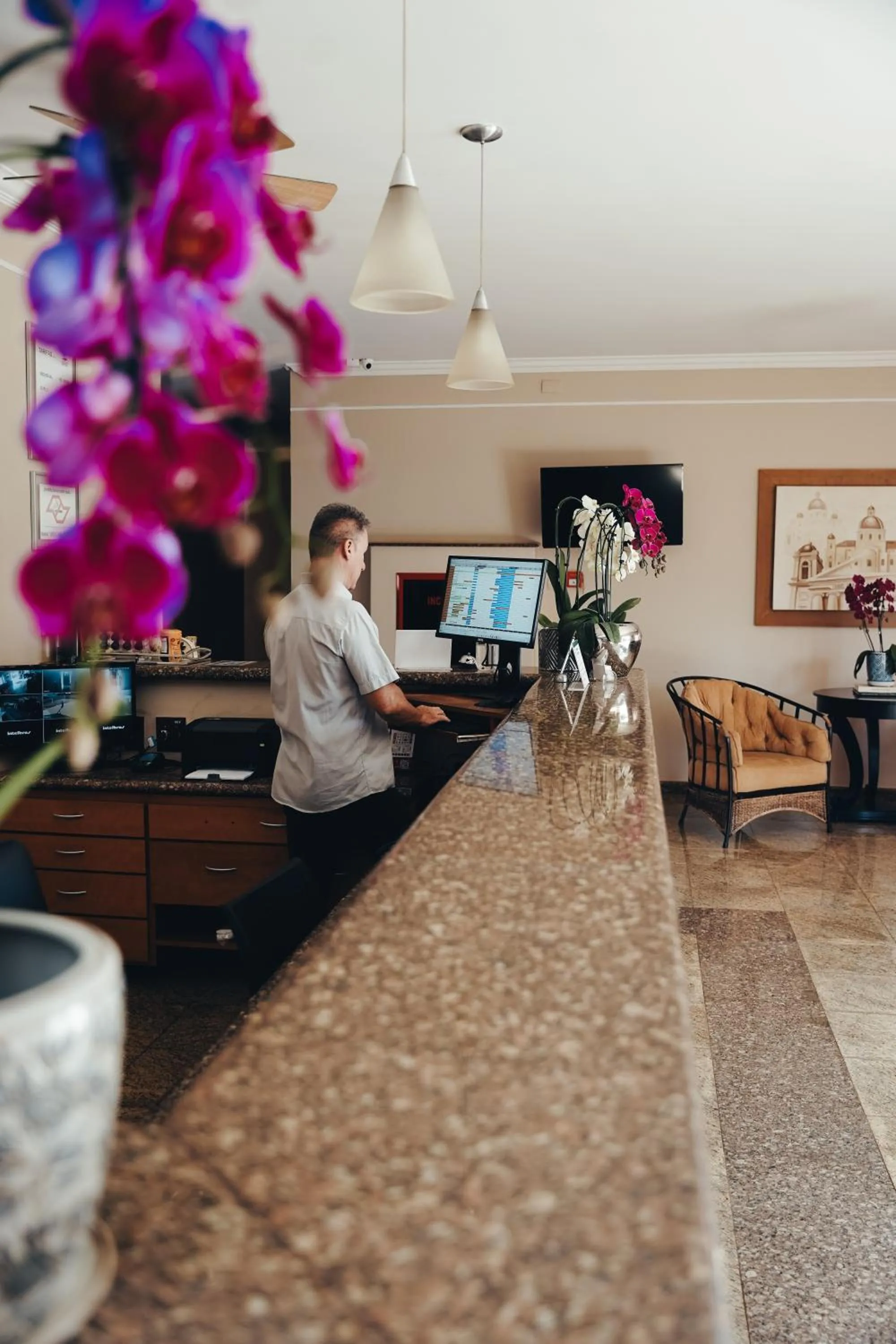 Candeias Hotel