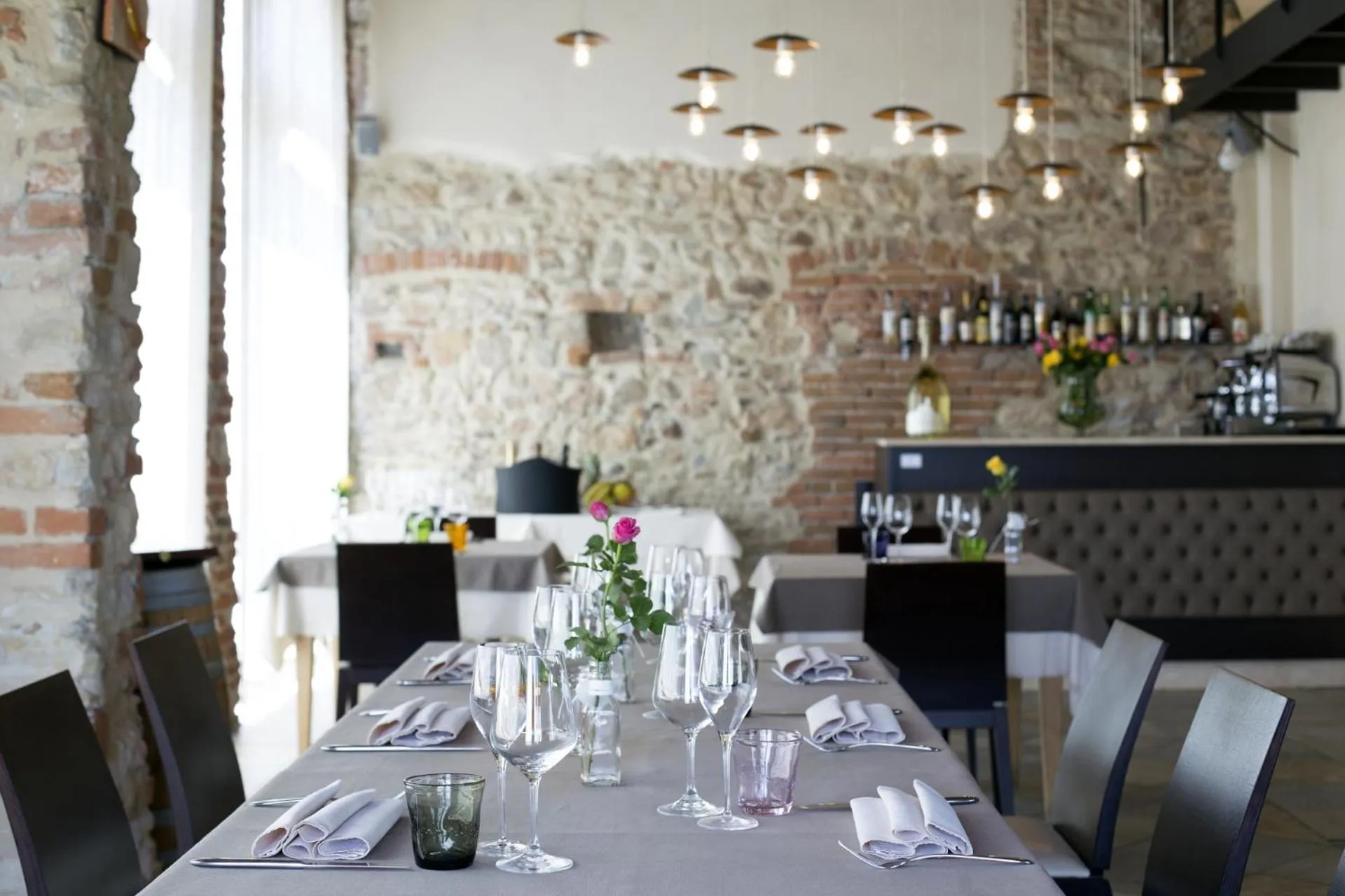 Restaurant/places to eat in Cascina Marcantonio