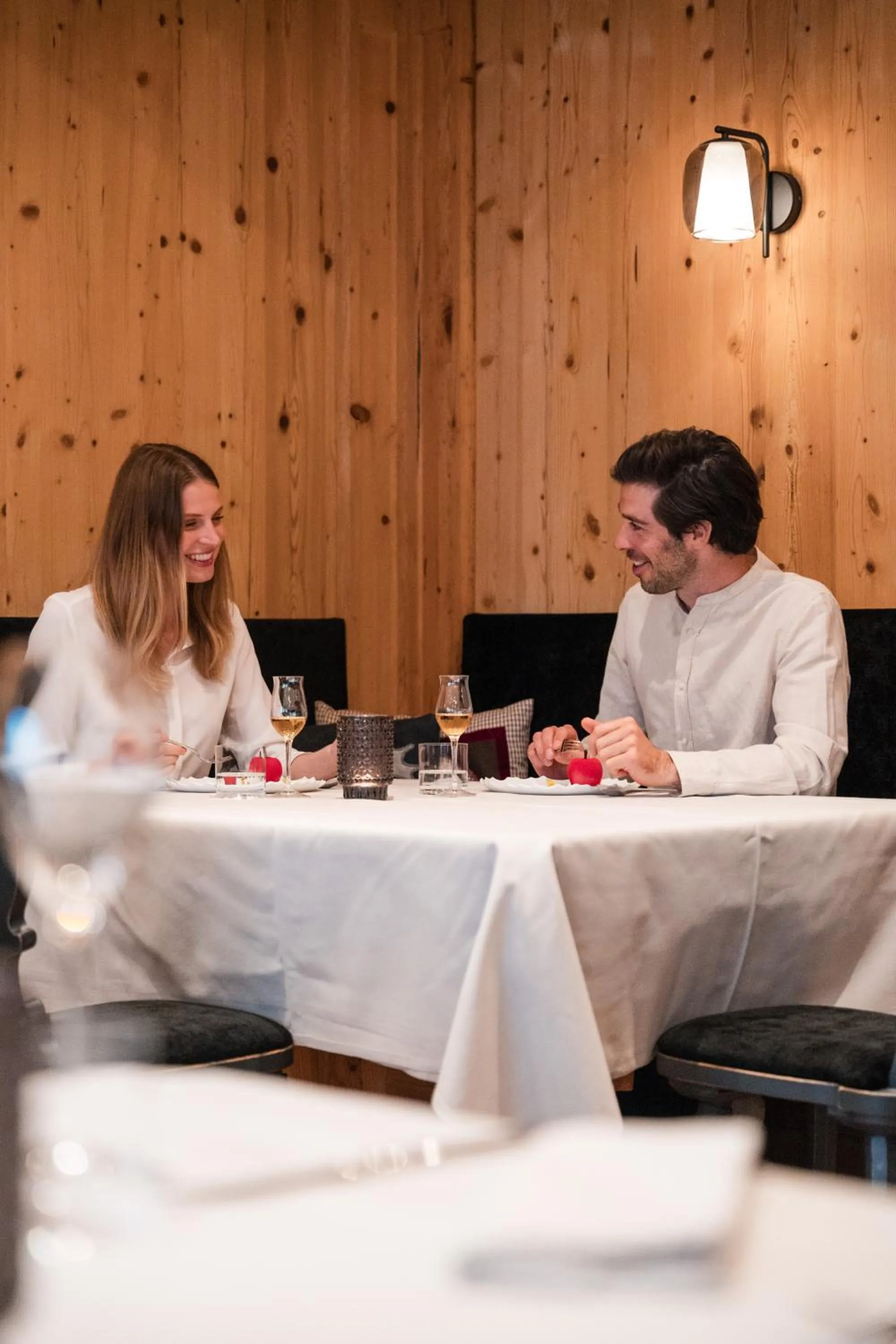 Restaurant/places to eat in Hotel Ideal Park