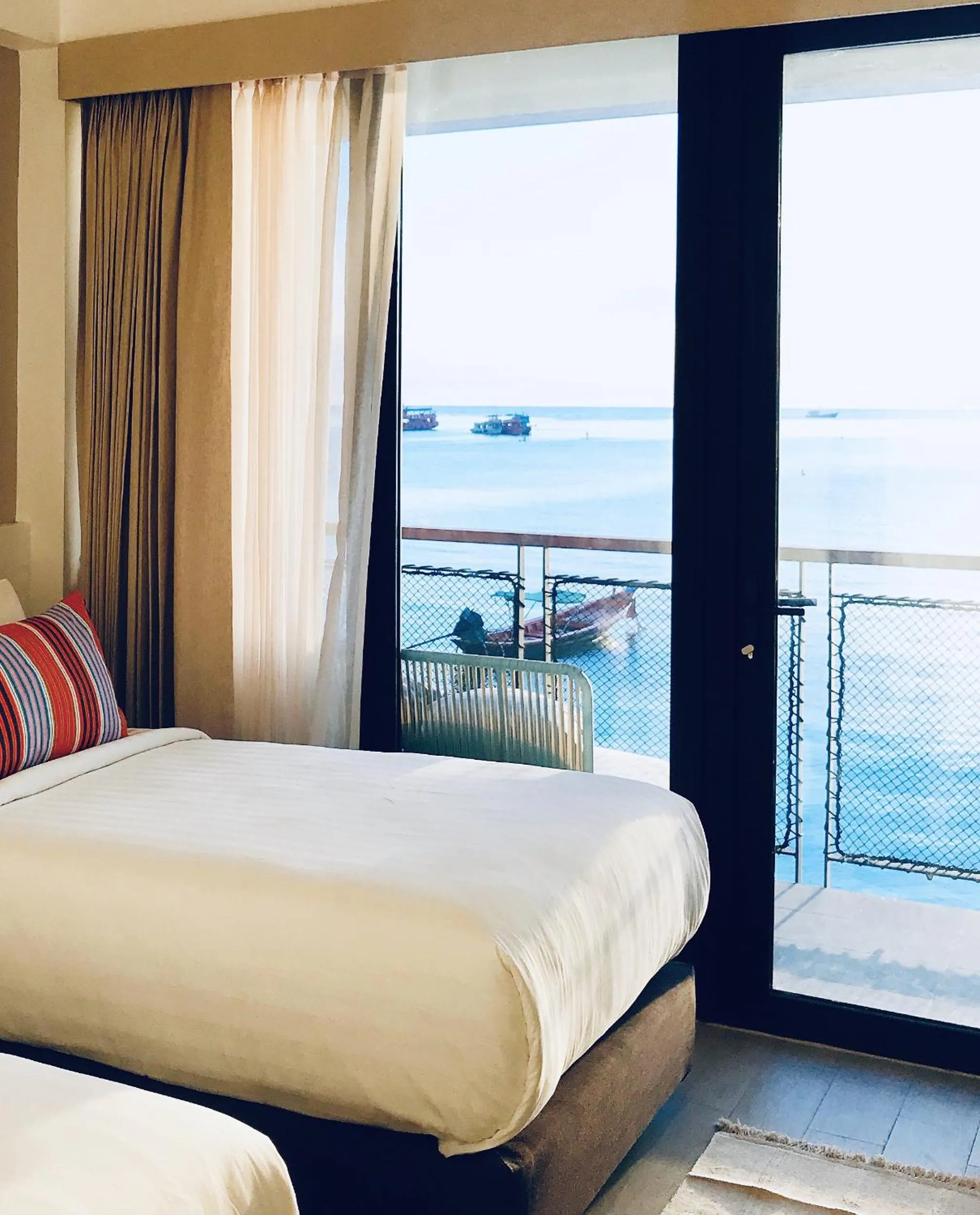 Sea view, Bed in Blue Tao Beach Hotel - SHA Plus