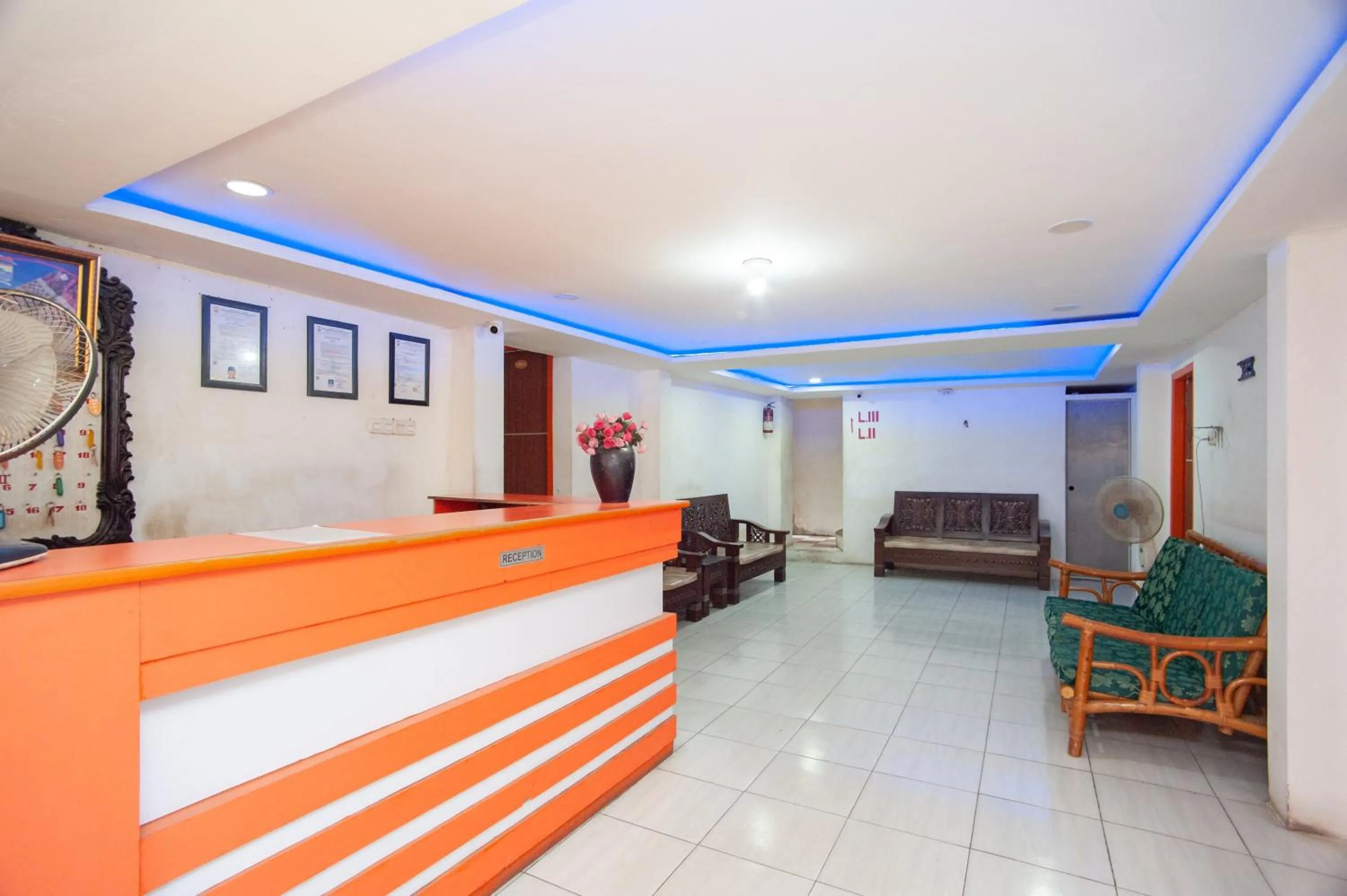 Lobby or reception in RedDoorz near Jalan Jenderal Sudirman Palembang