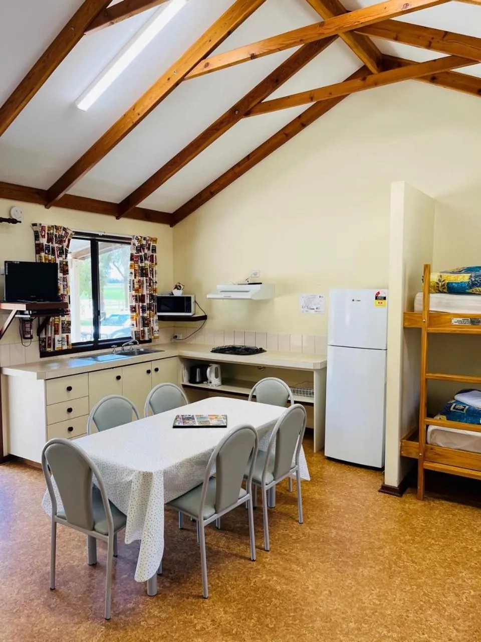 Kitchen or kitchenette in BIG4 Taunton Farm