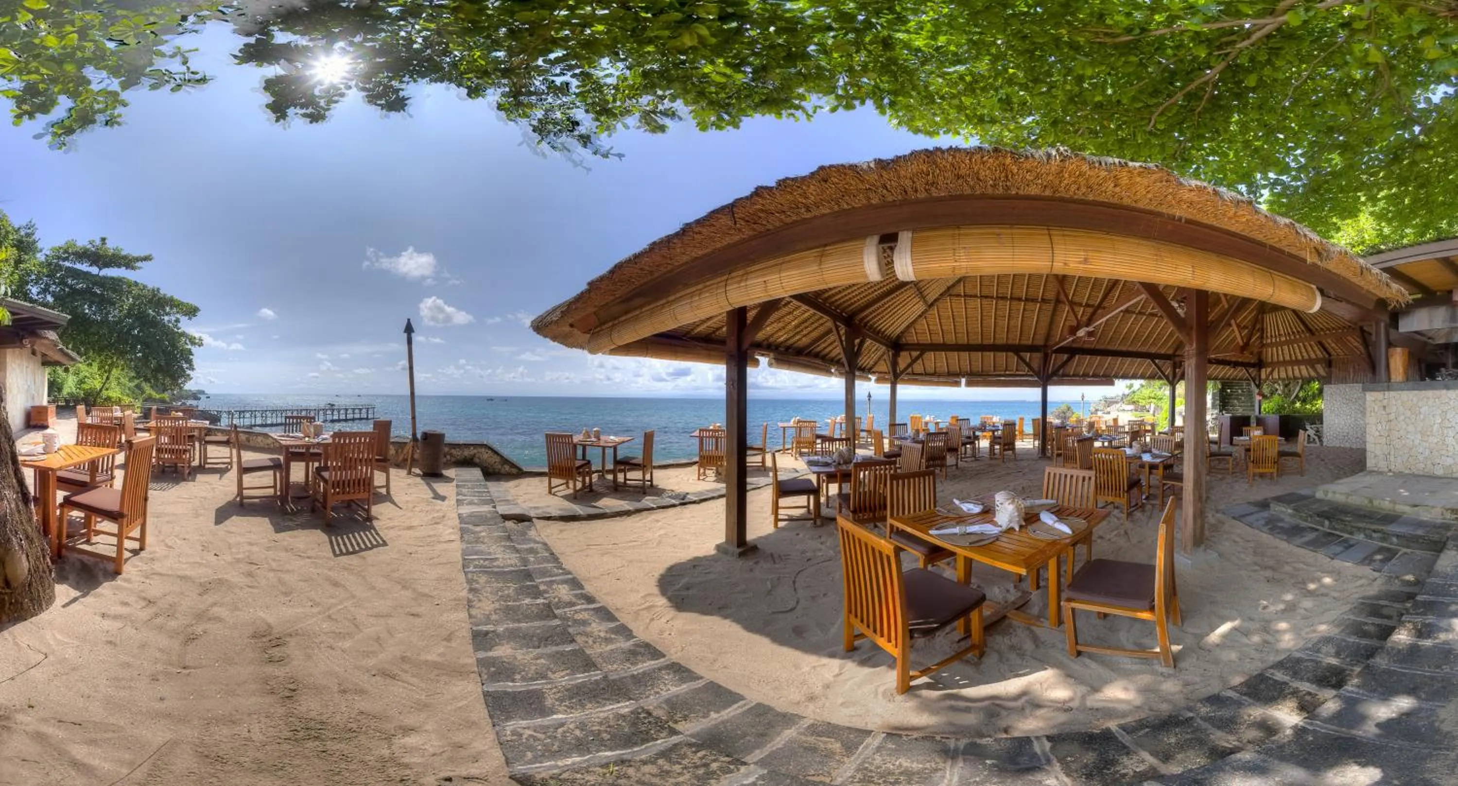 Restaurant/places to eat in AYANA Resort Bali