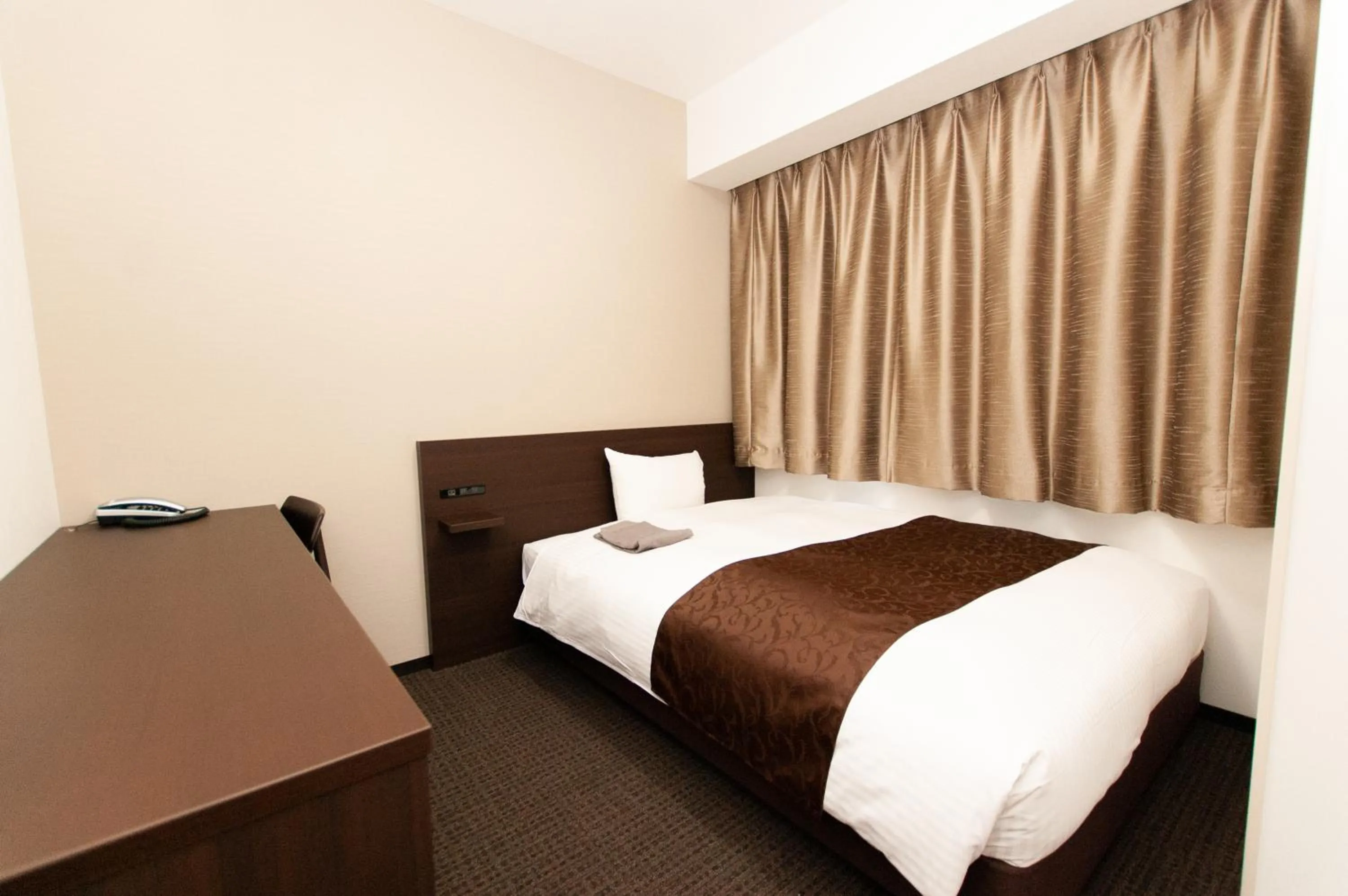 Photo of the whole room, Bed in AI HOTEL Hashimoto