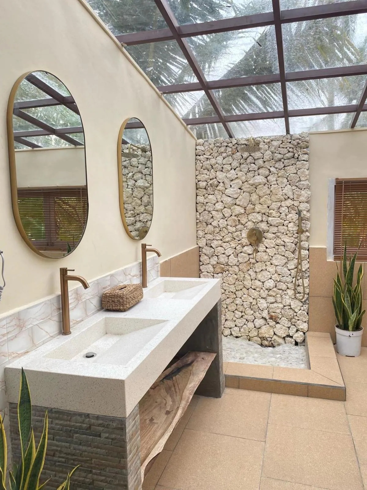 Shower in Gading Tree House