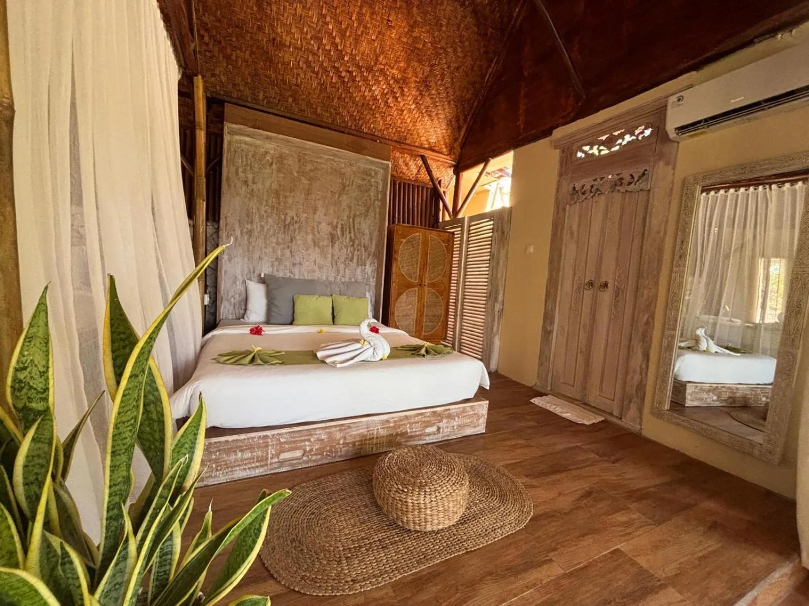 Bed in Gading Tree House