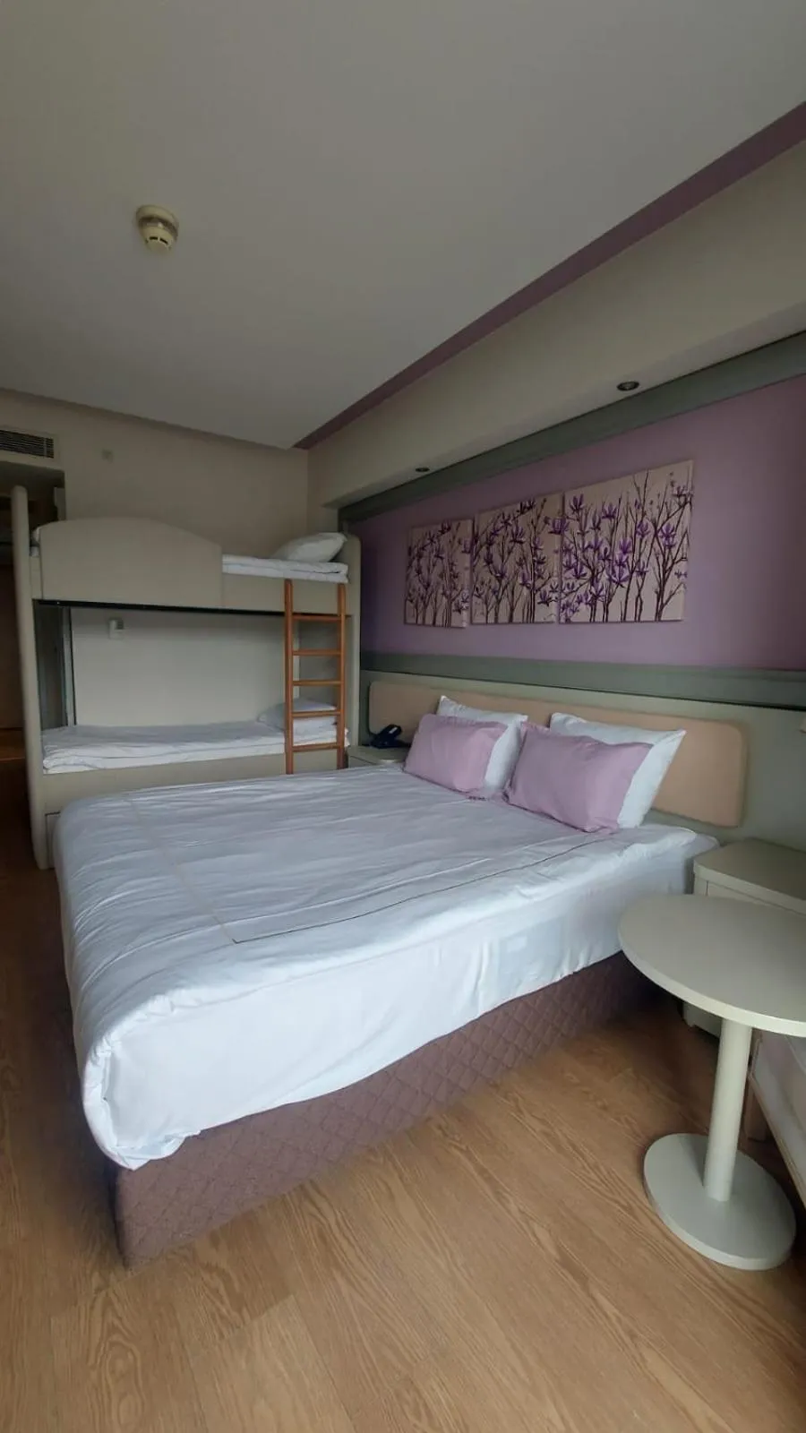 bunk bed in Royal Teos Thermal Resort Clinic & Spa - Halal Hotel