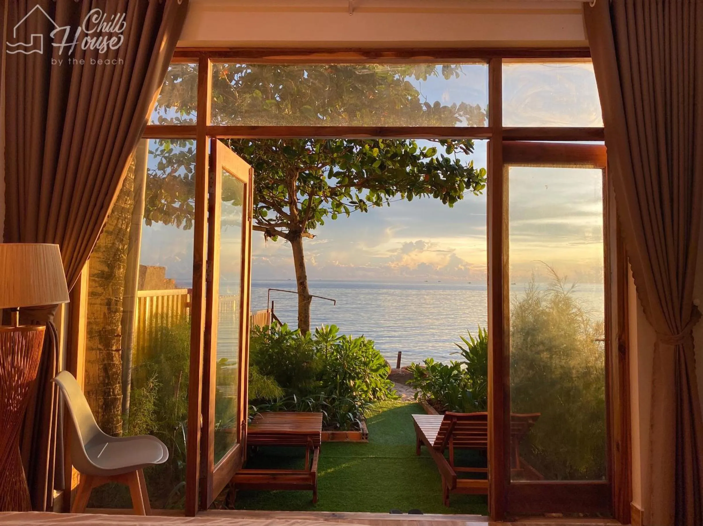 Natural landscape in CHILL HOUSE by the beach