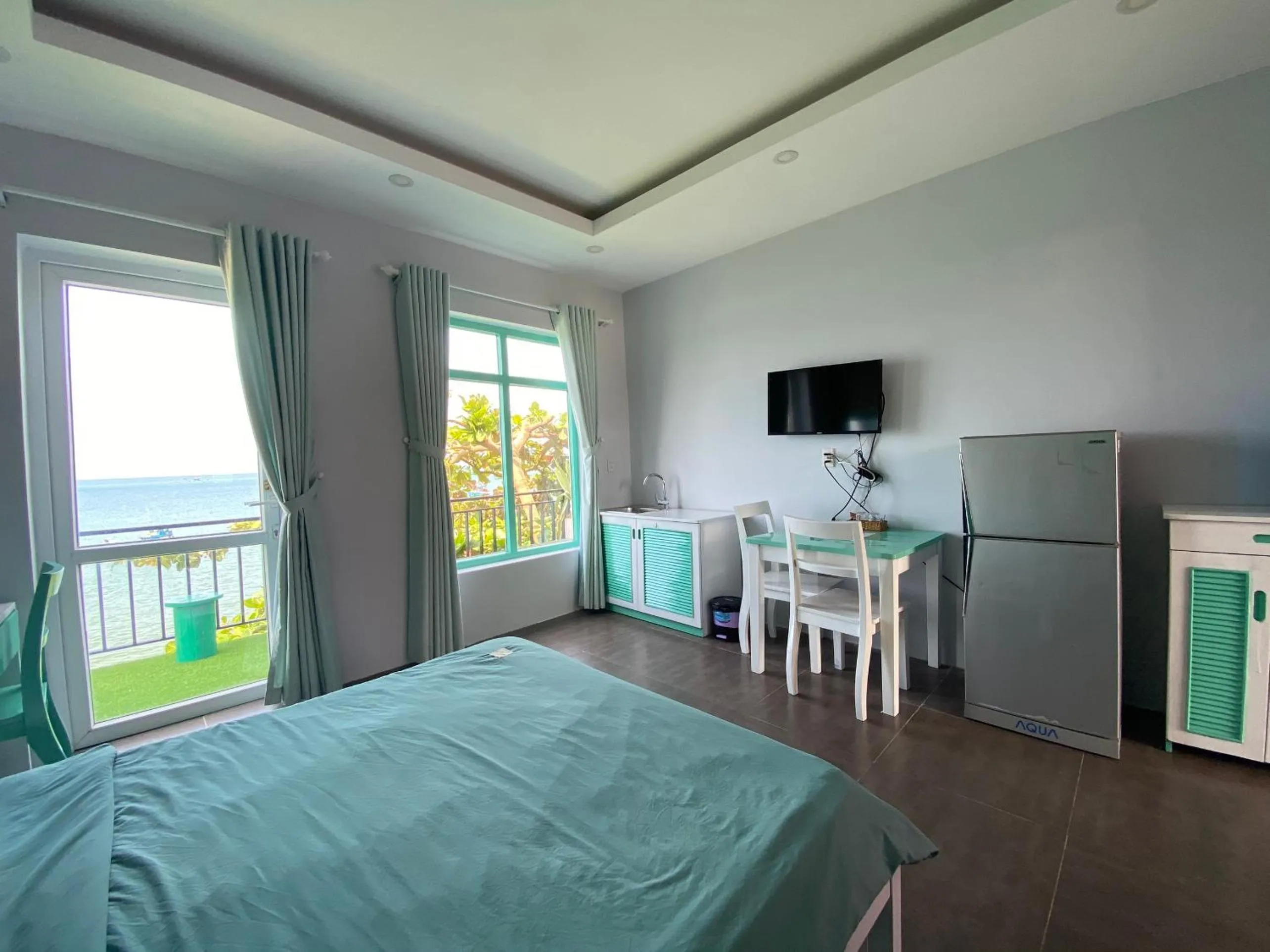 TV and multimedia in CHILL HOUSE by the beach