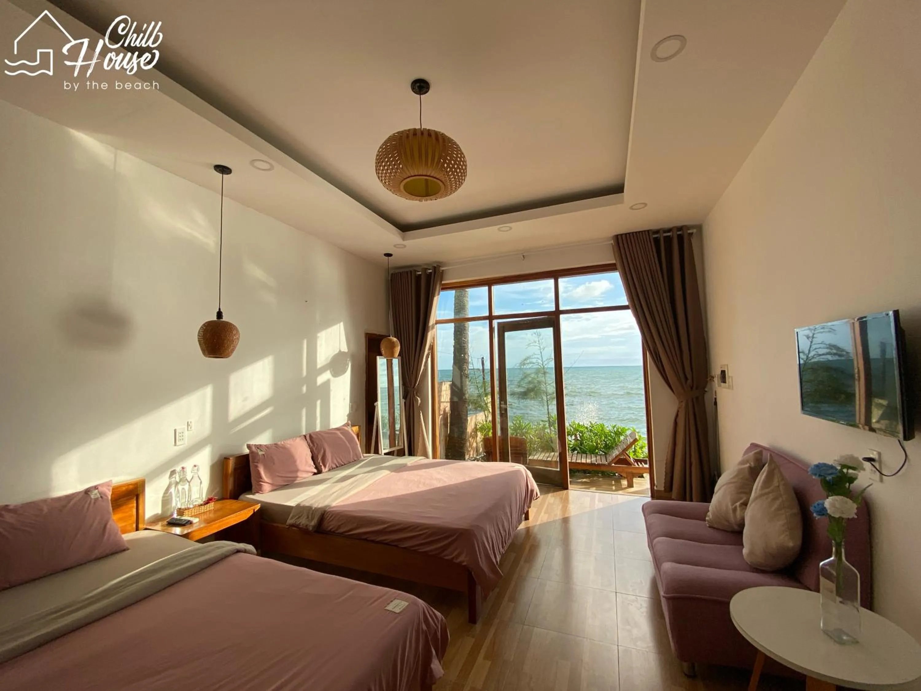 Bed in CHILL HOUSE by the beach