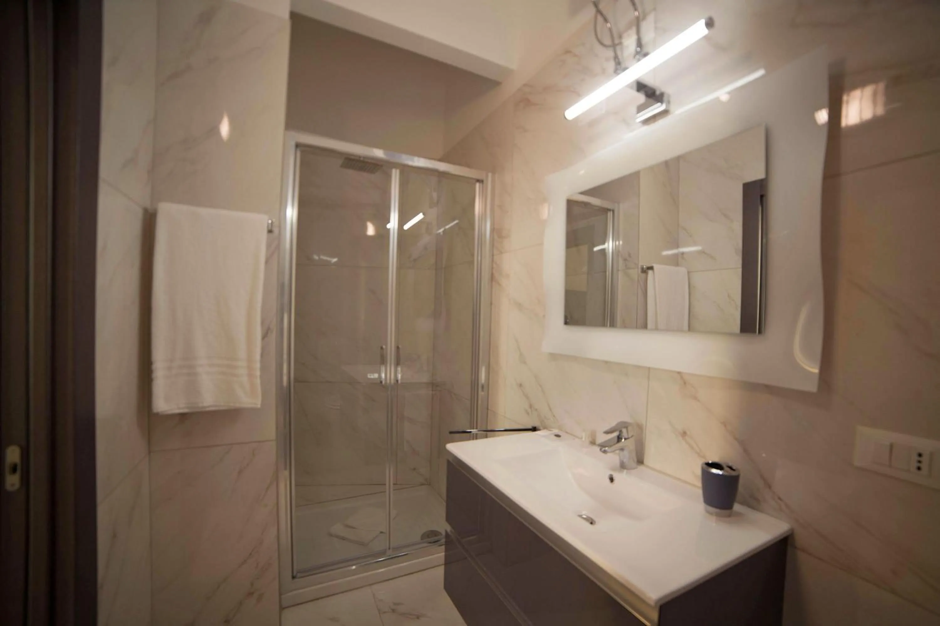 Shower in IMHOME - Cadorna House