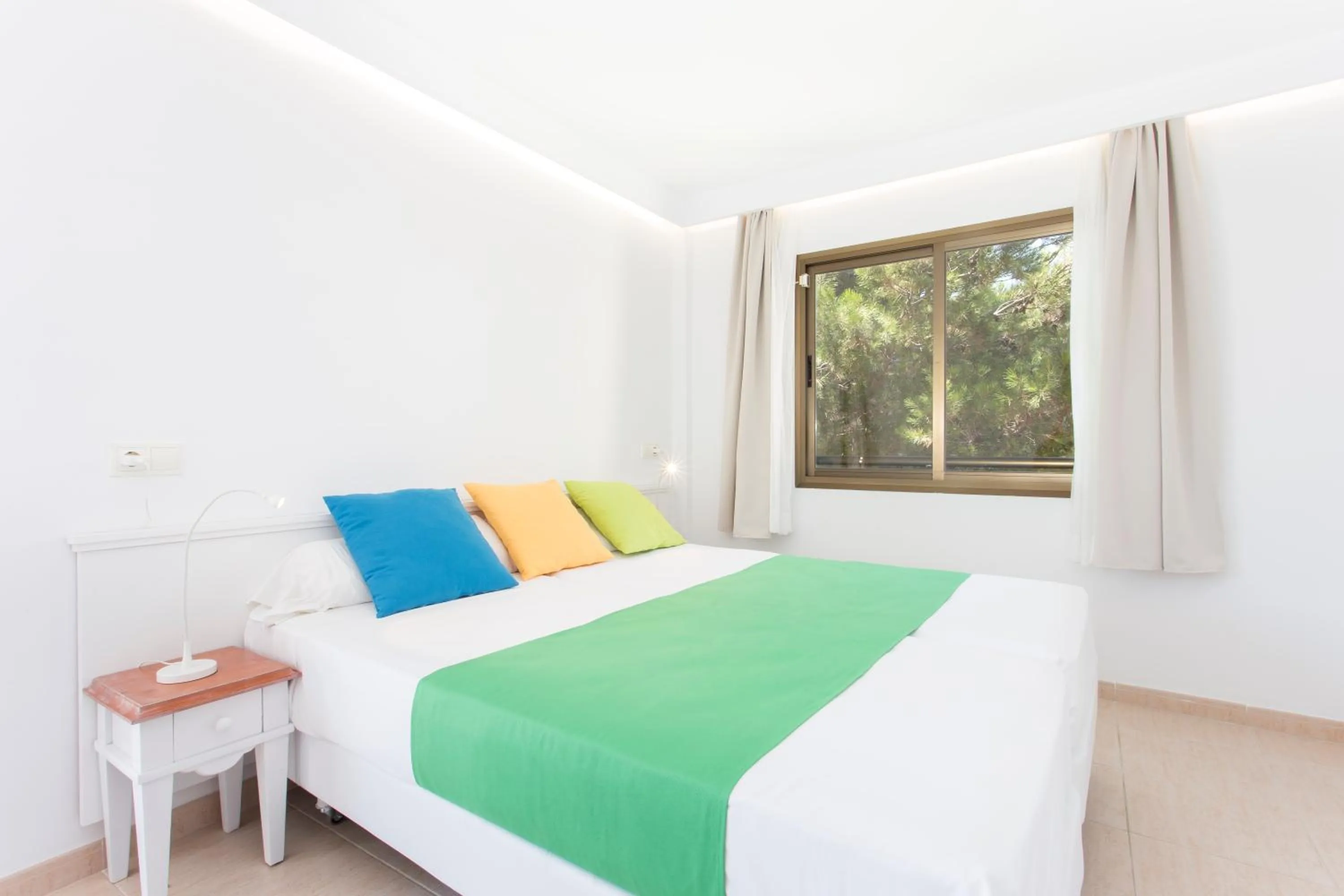 Bedroom, Bed in Guya Wave Hotel